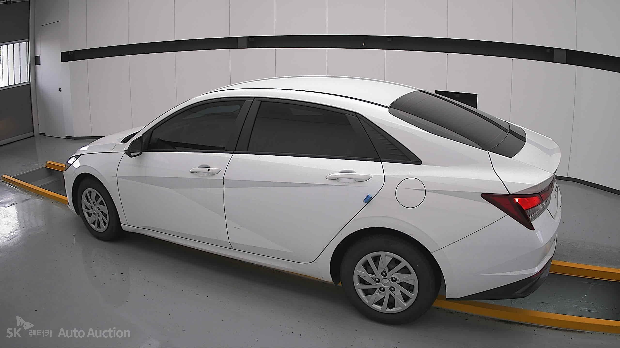 2022 - hyundai avante