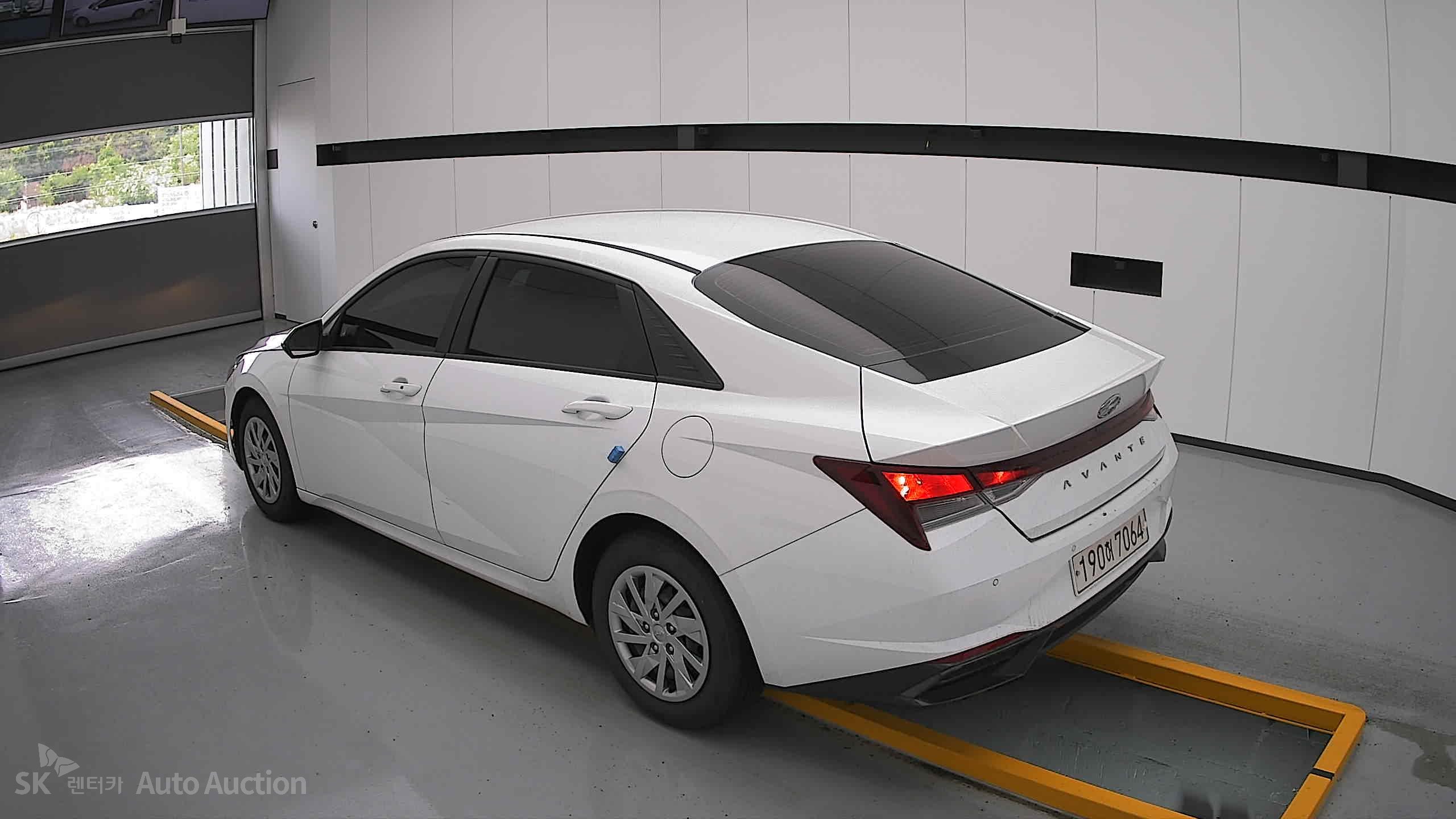 2022 - hyundai avante