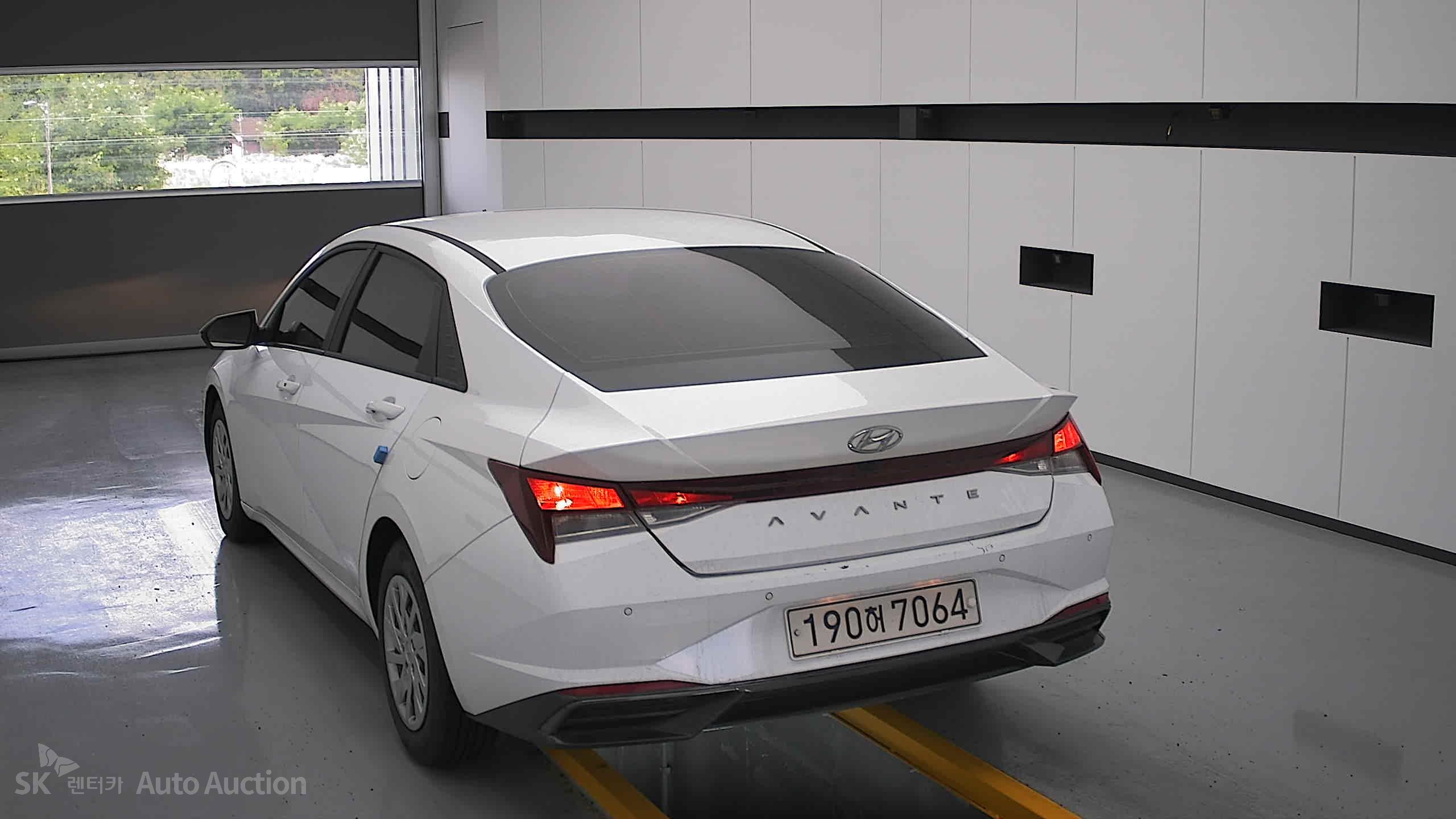 2022 - hyundai avante