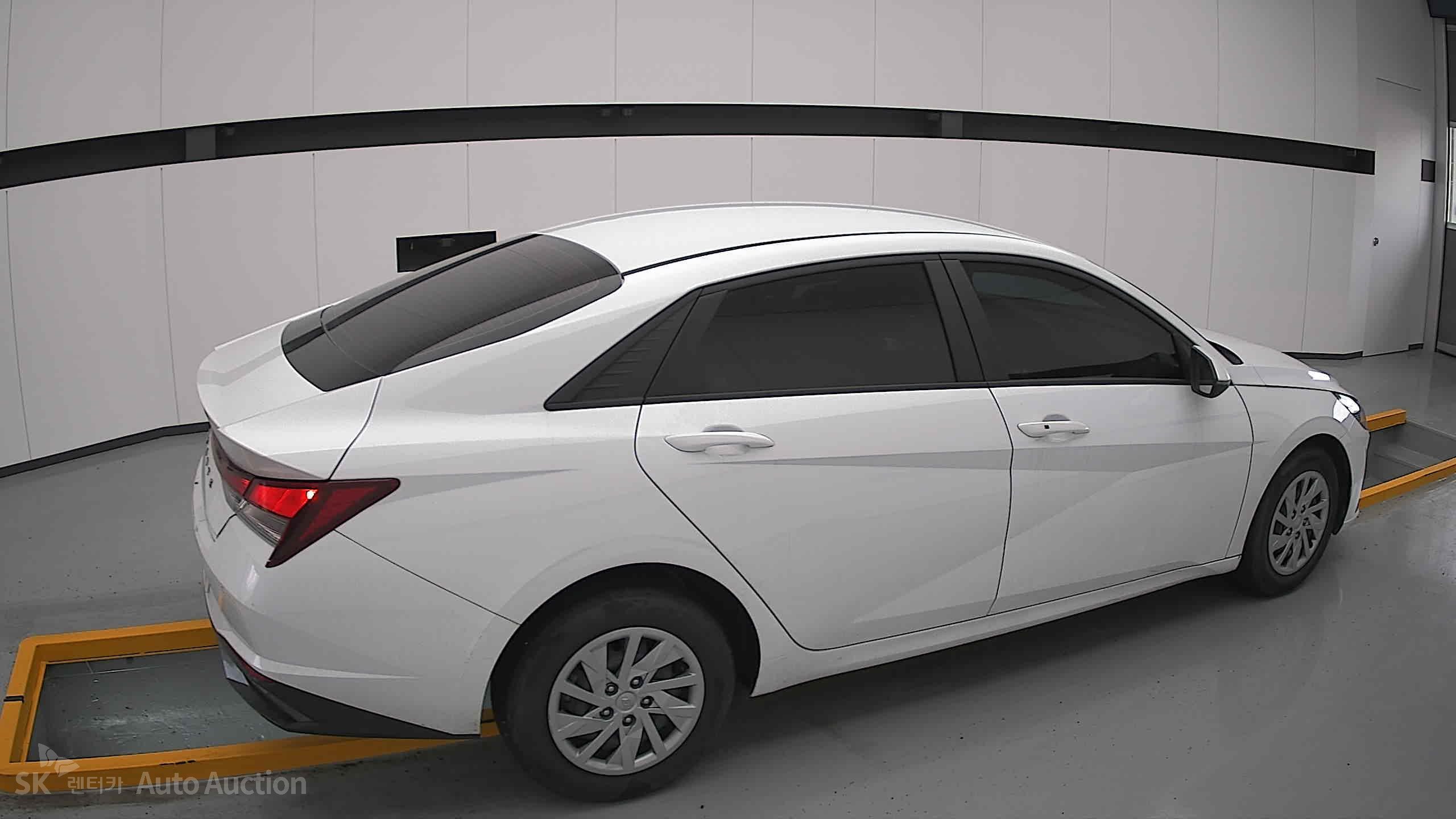 2022 - hyundai avante