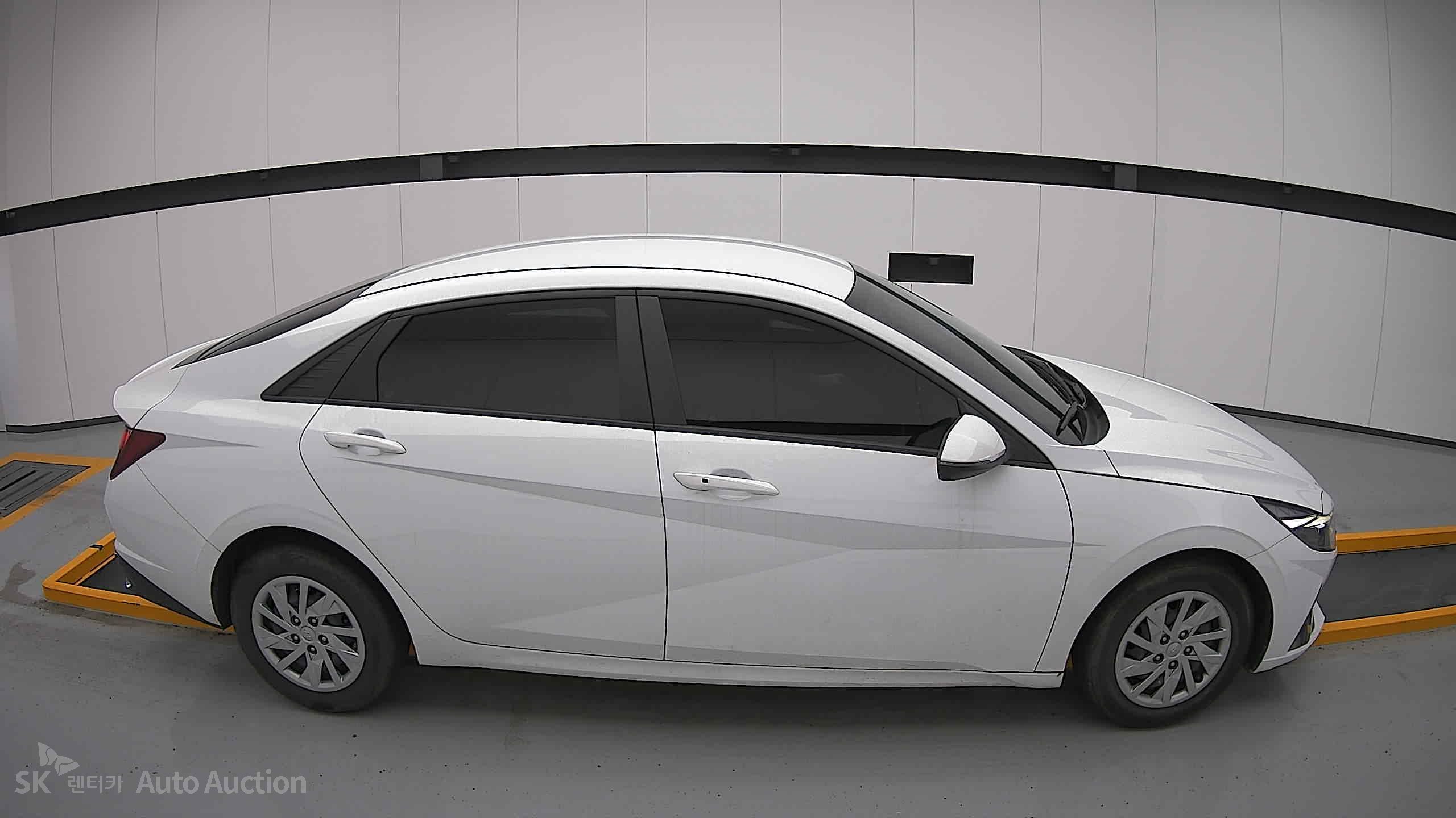 2022 - hyundai avante