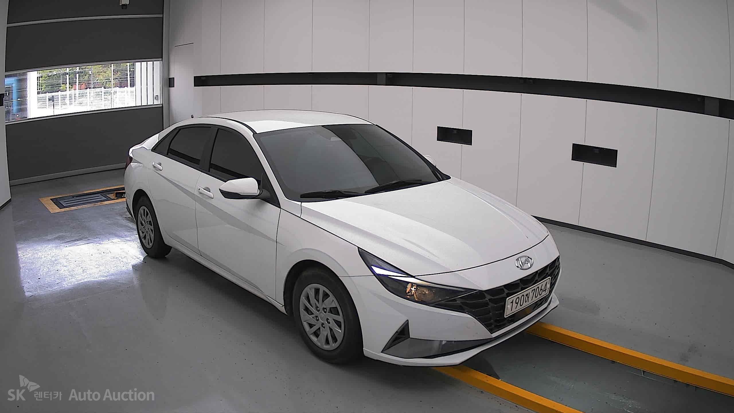 2022 - hyundai avante