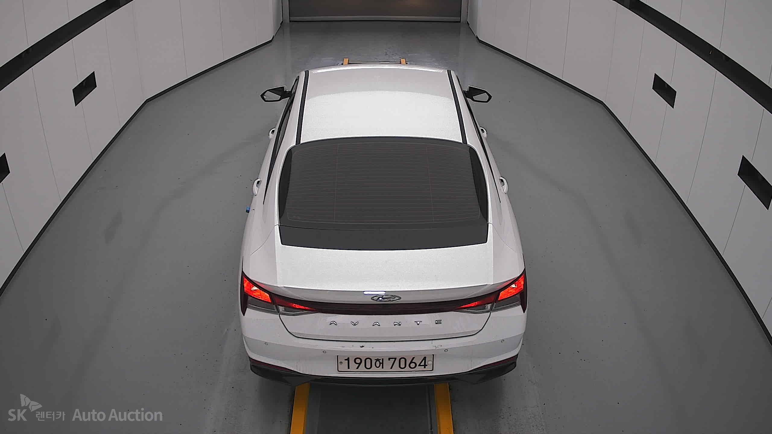 2022 - hyundai avante