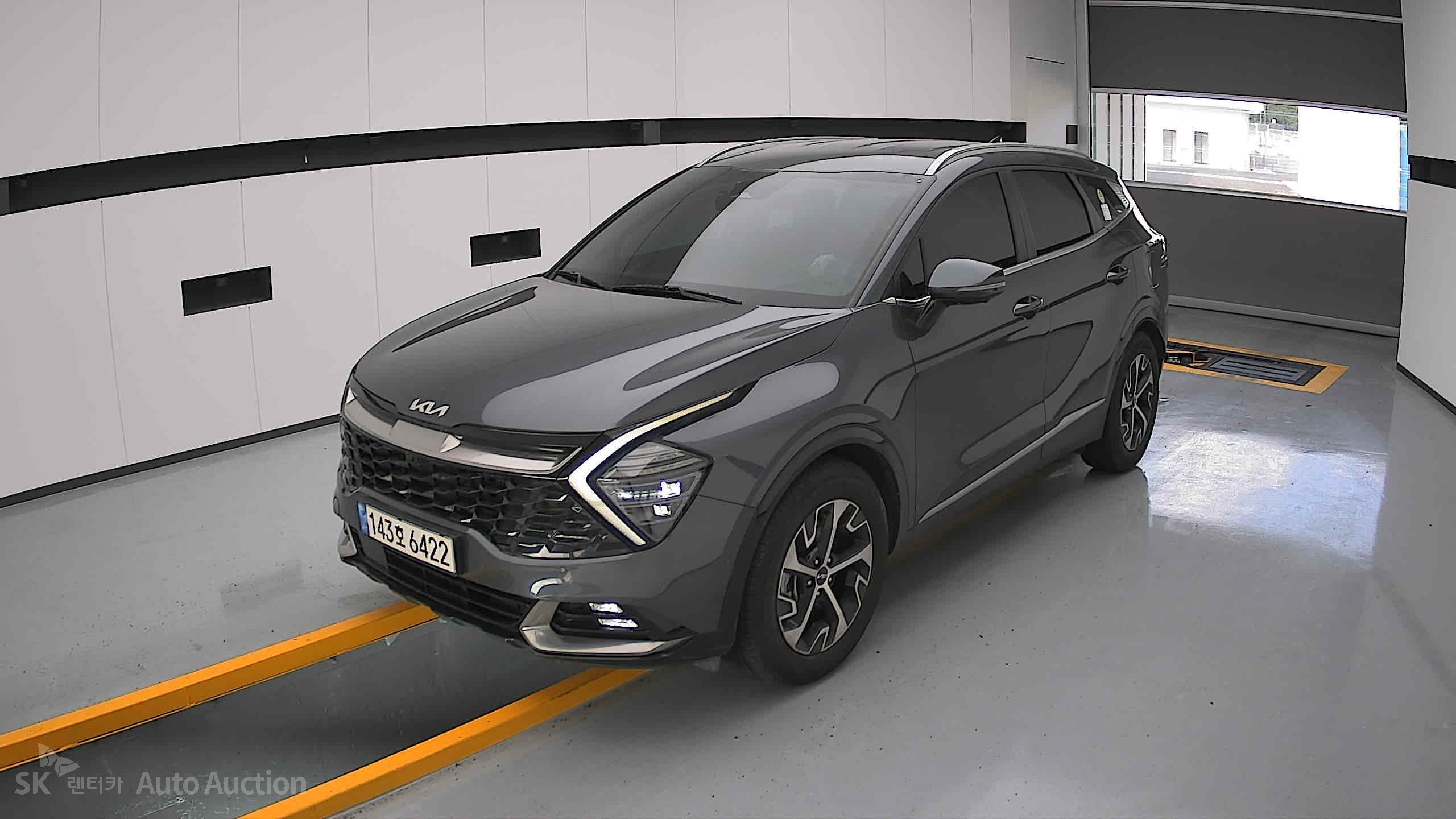 2022 - kia sportage