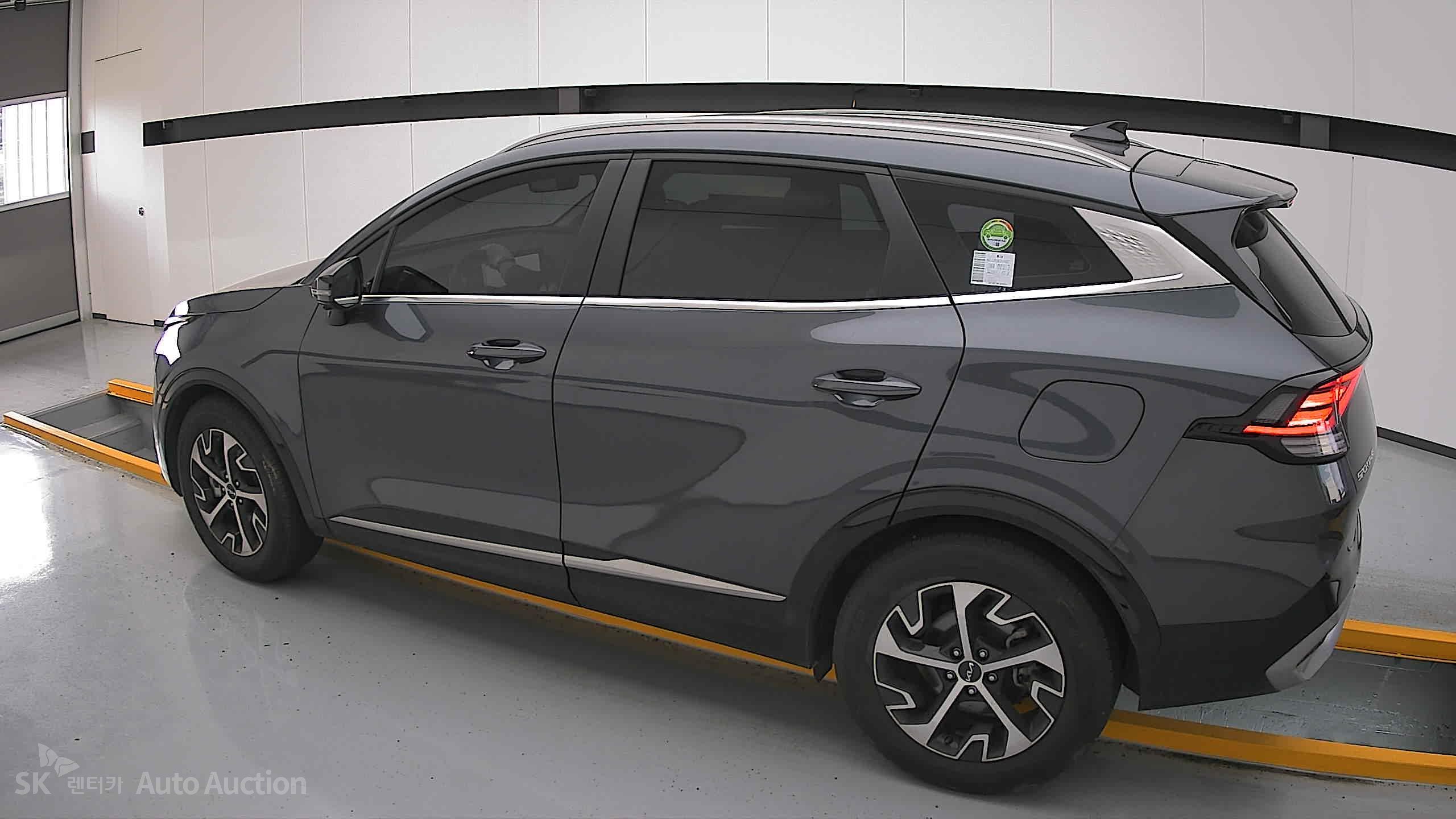 2022 - kia sportage