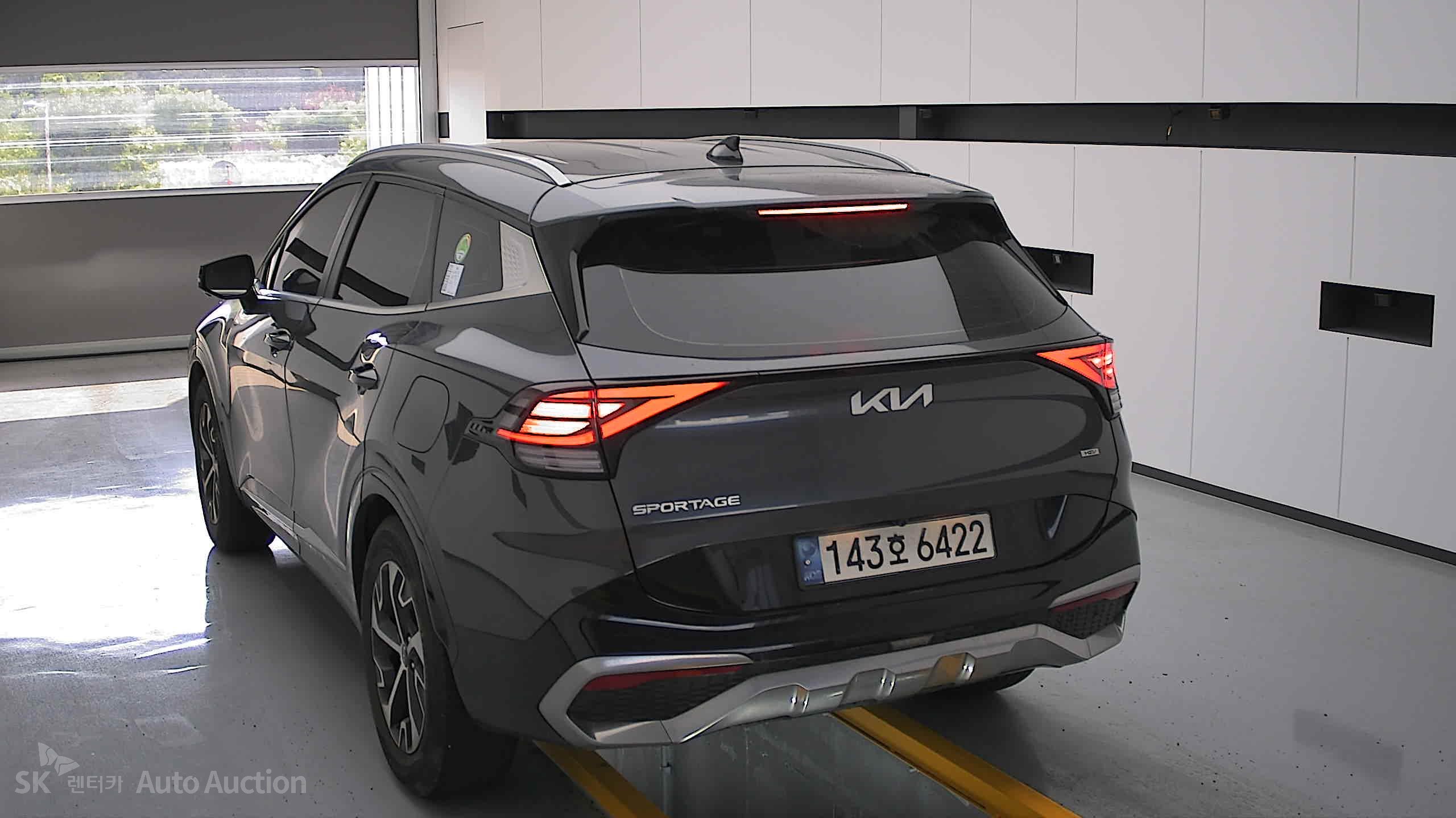 2022 - kia sportage