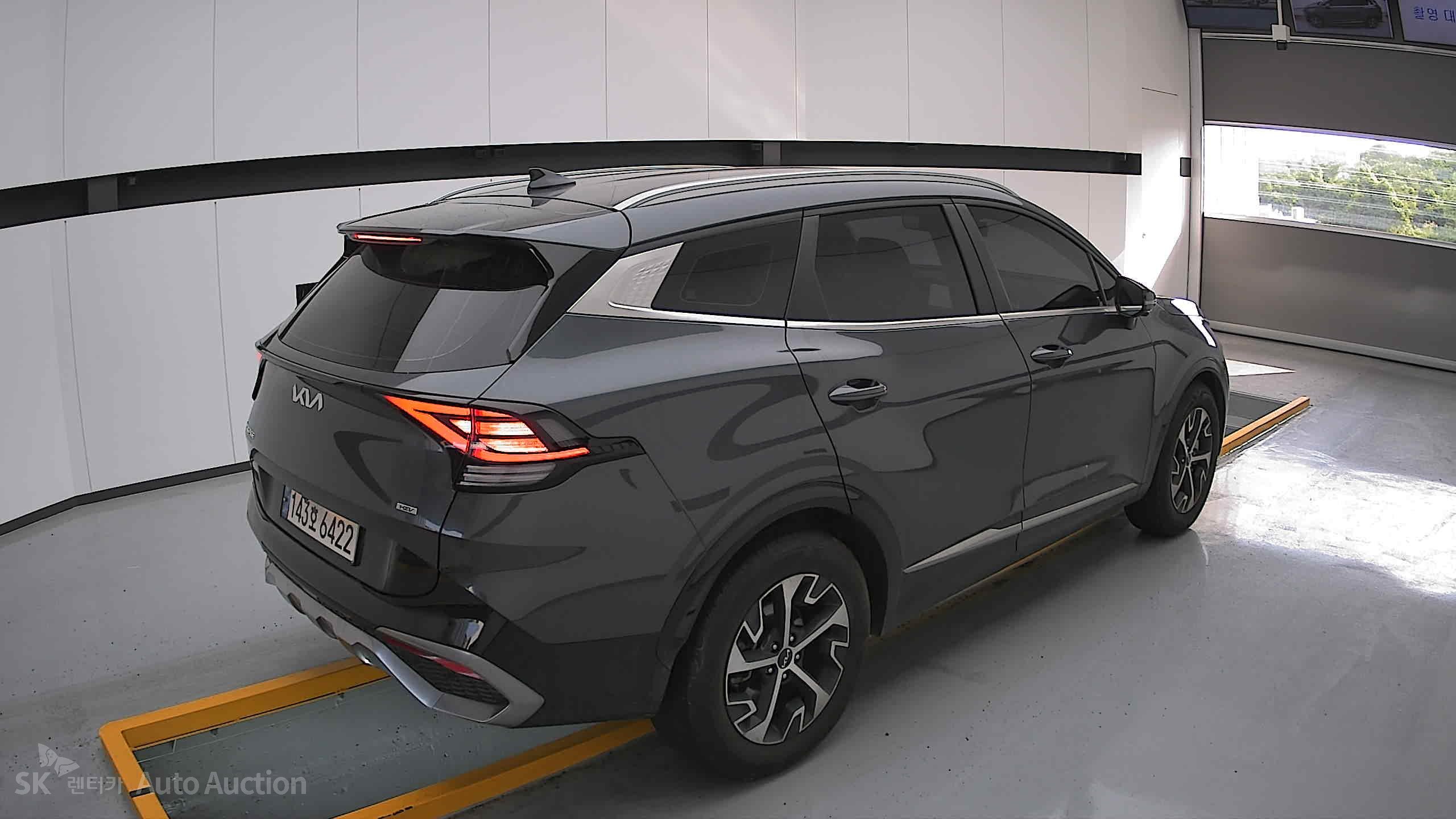 2022 - kia sportage
