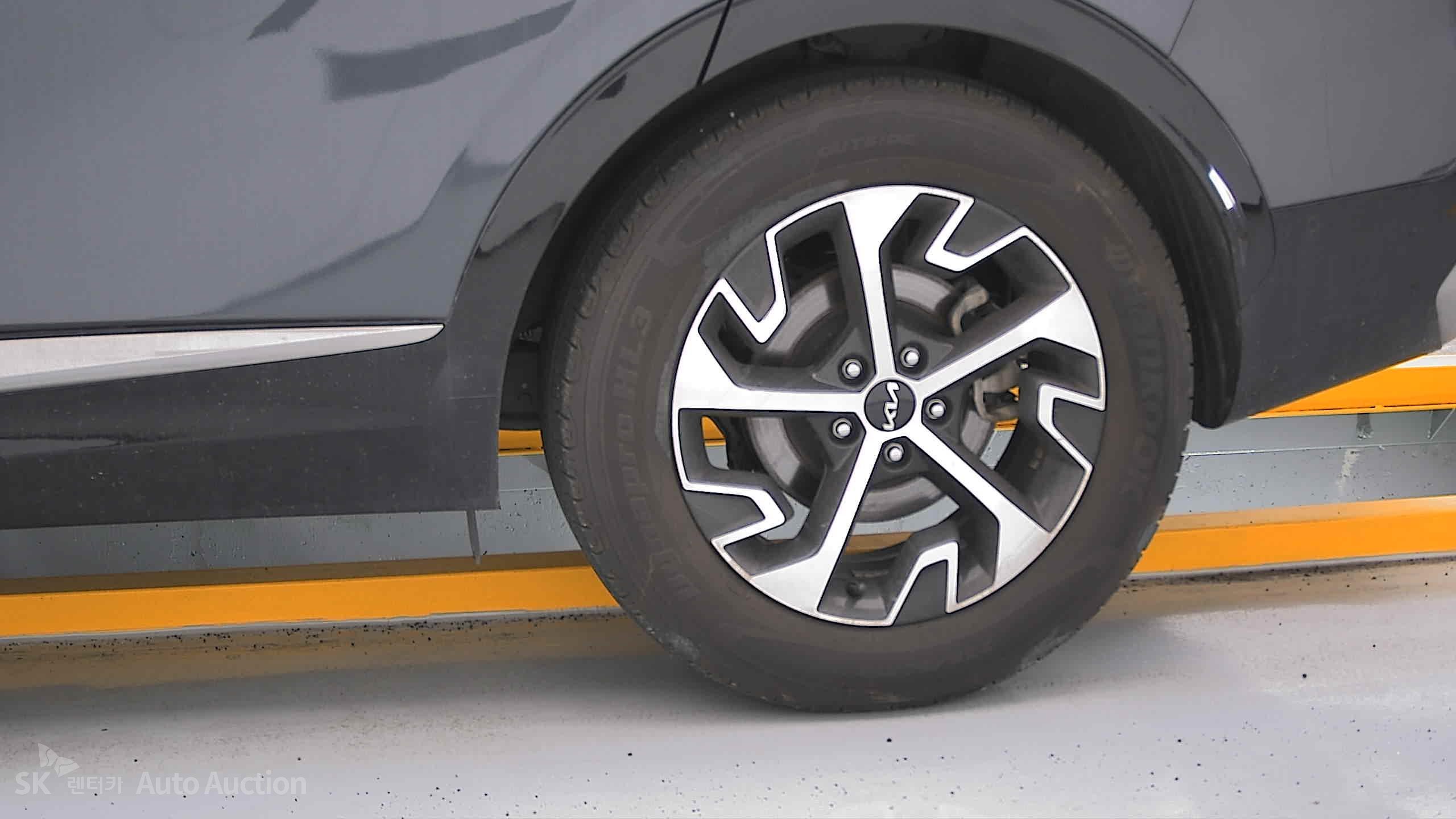 2022 - kia sportage