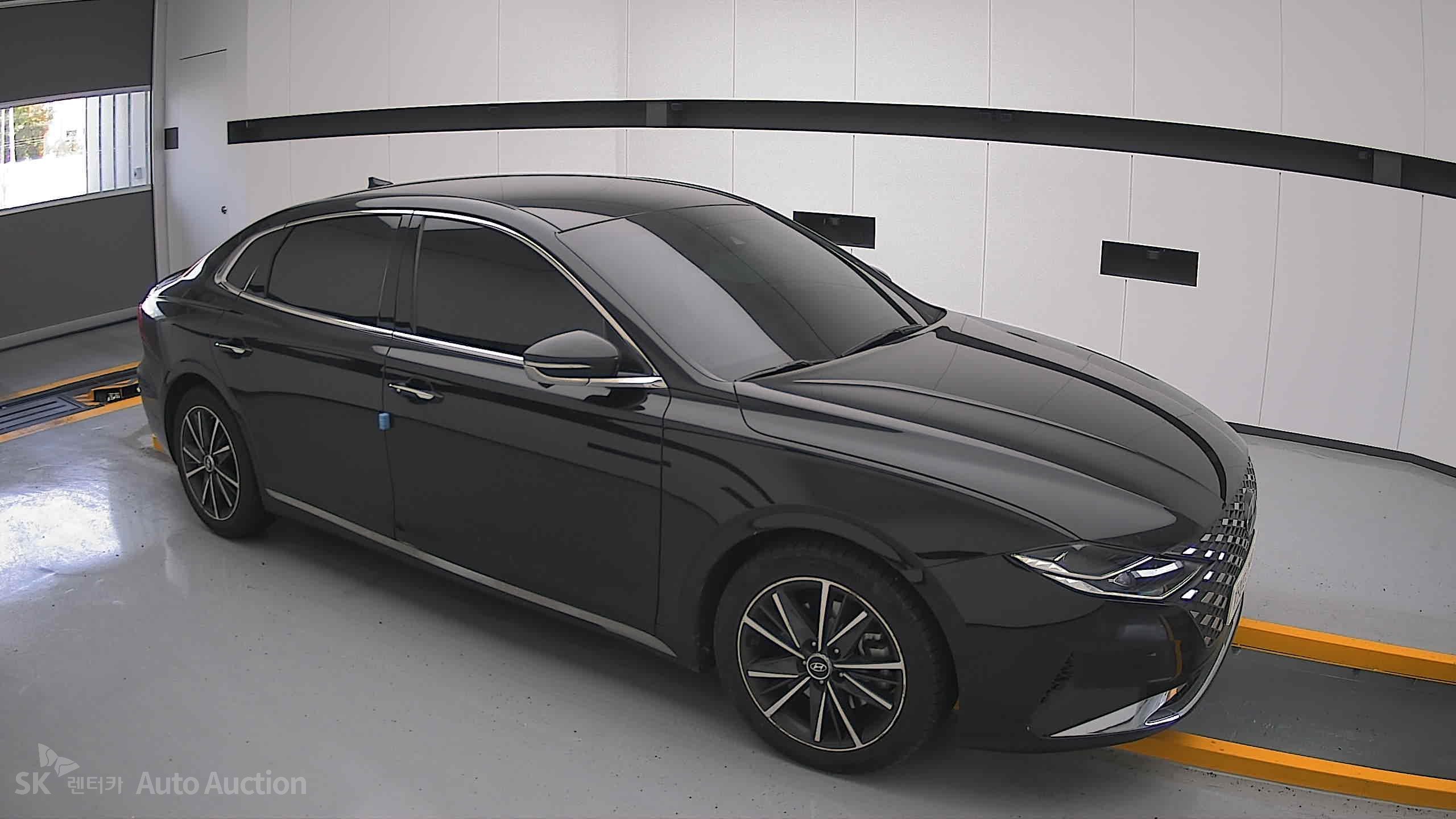 2022 - hyundai grandeur