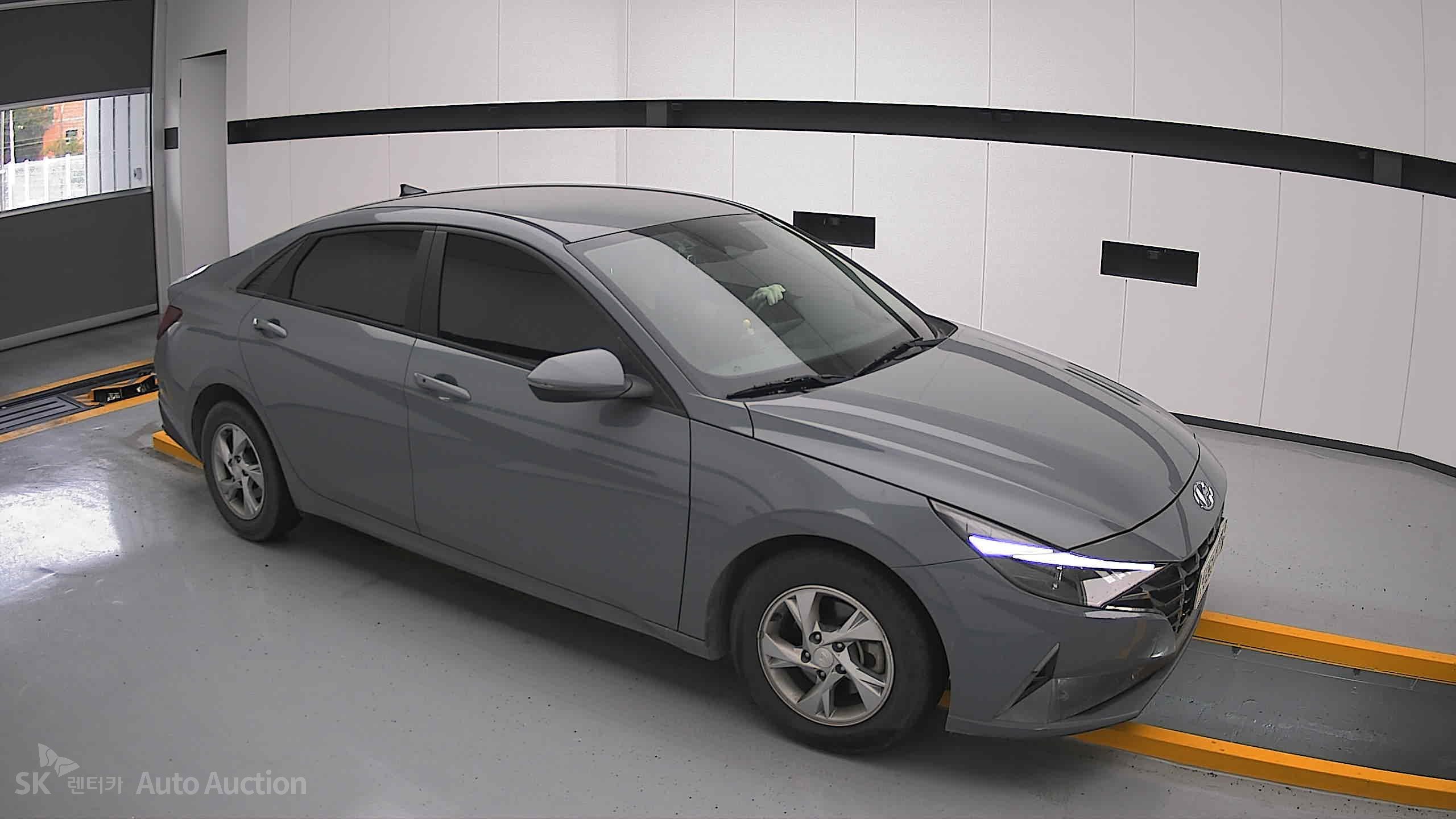 2021 - hyundai avante