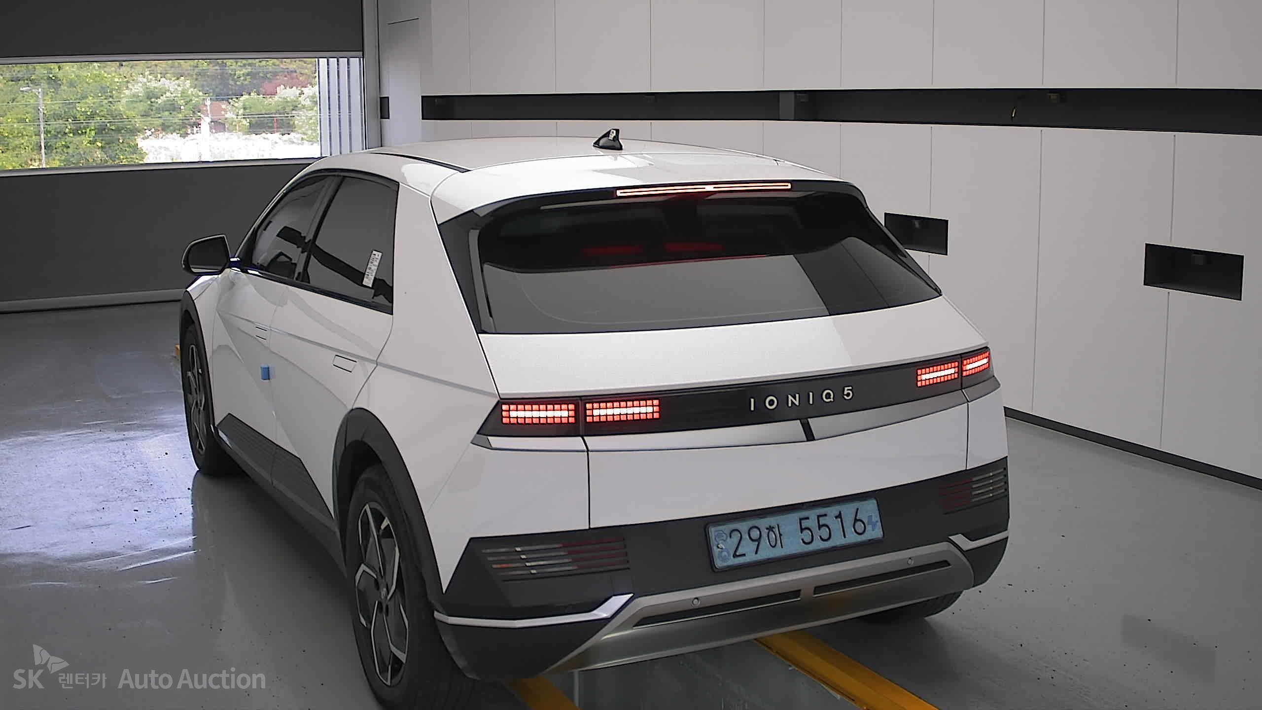 2022 - hyundai ioniq