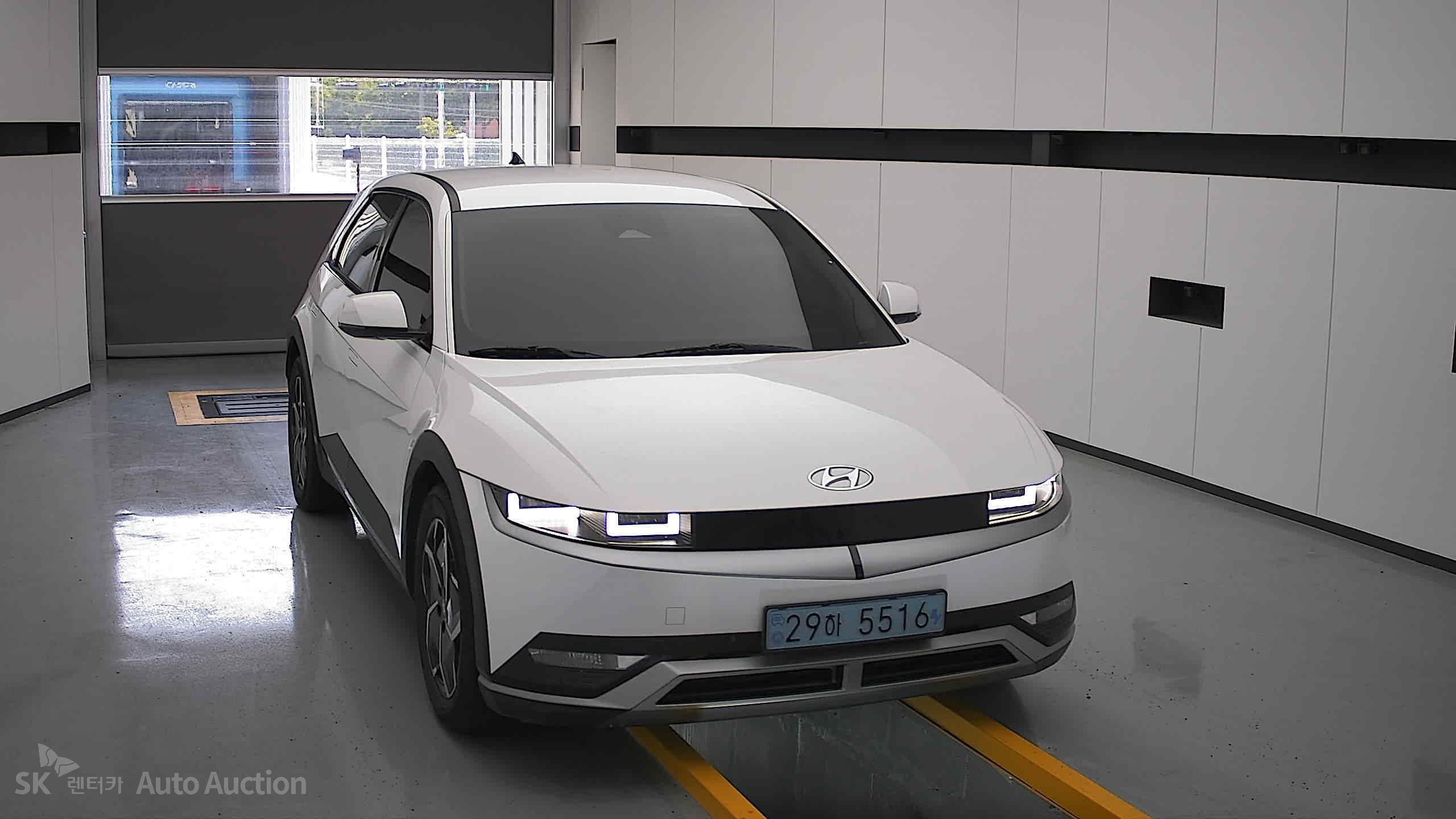 2022 - hyundai ioniq