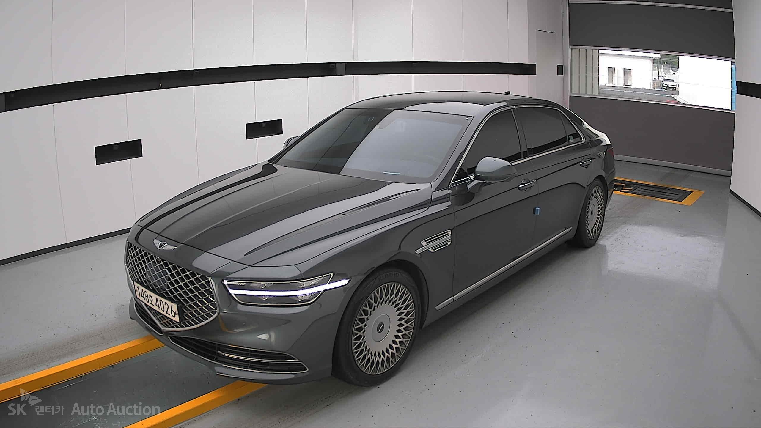 2021 - genesis g90