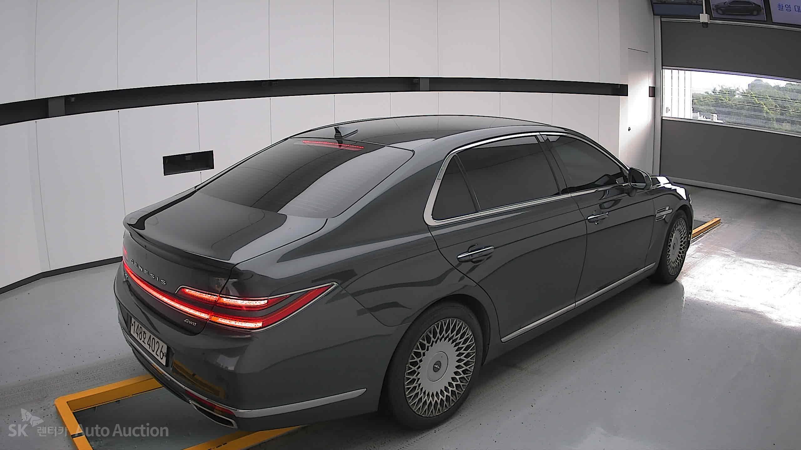 2021 - genesis g90