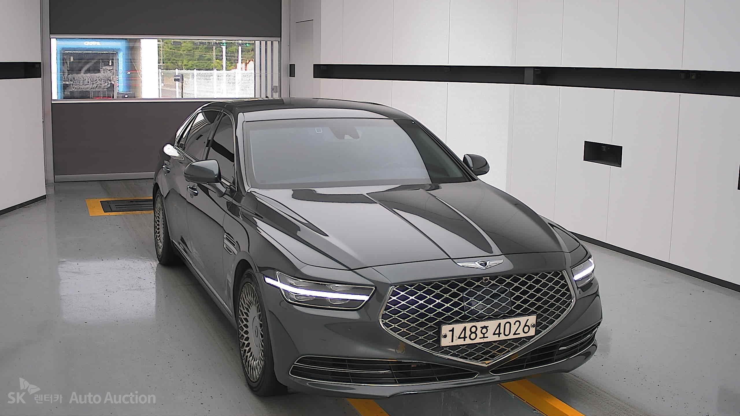 2021 - genesis g90