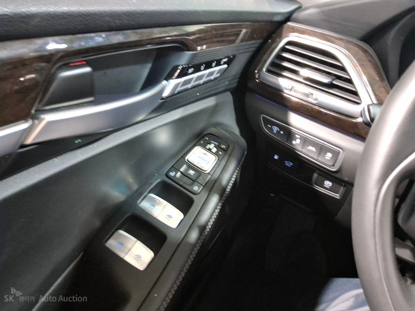 2021 - genesis g90