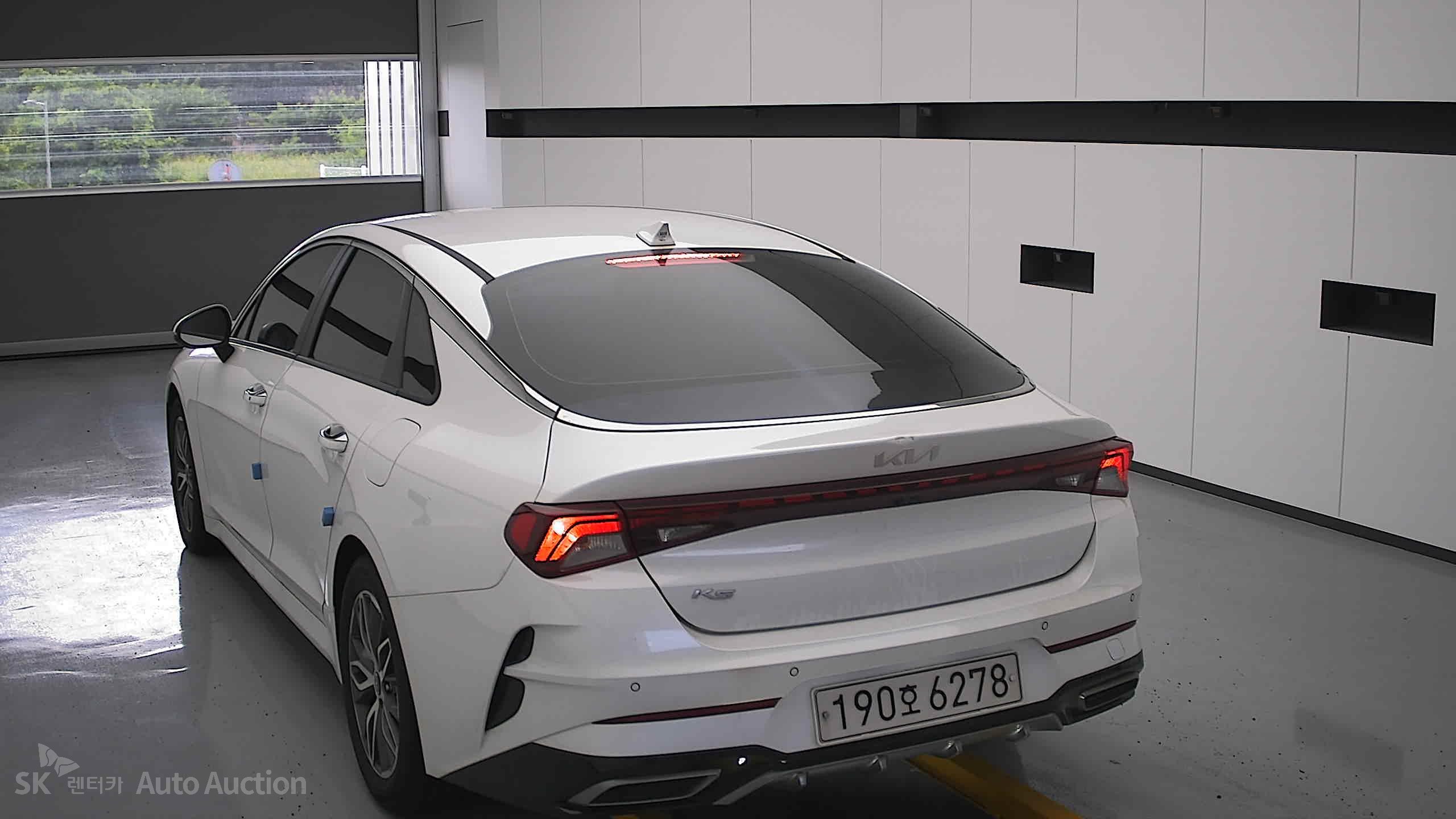 2022 - kia k5