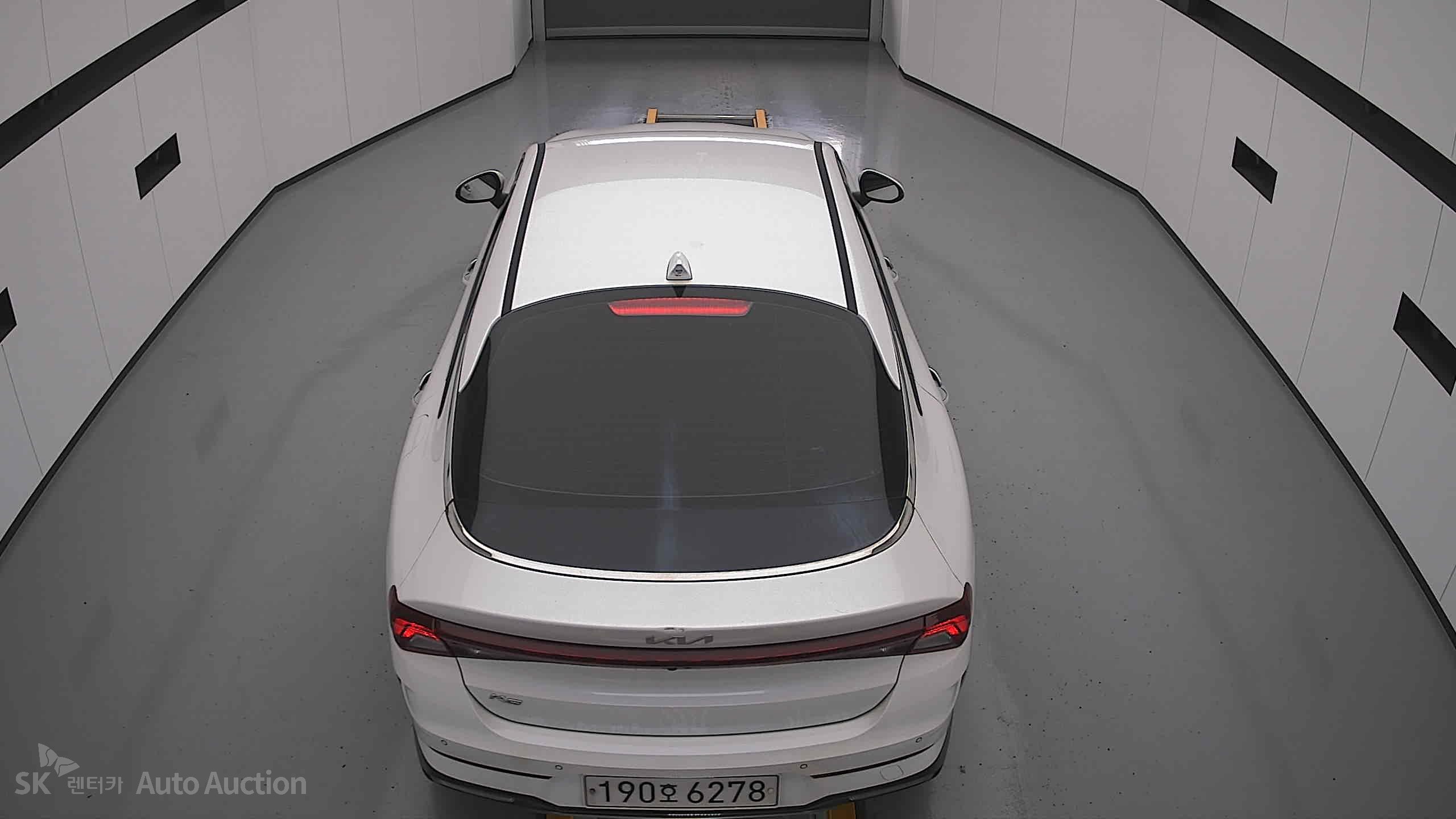 2022 - kia k5