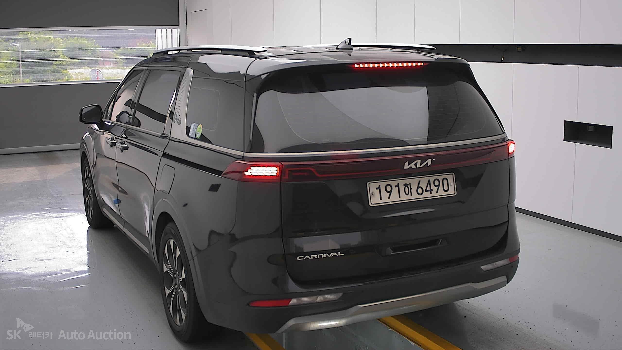 كيا كرنفال 2022 — صورة 15