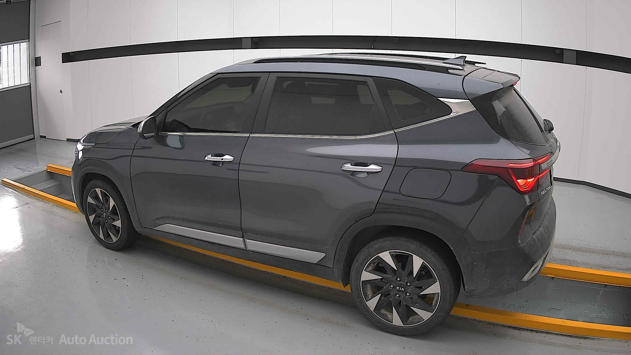 2022 - kia seltos