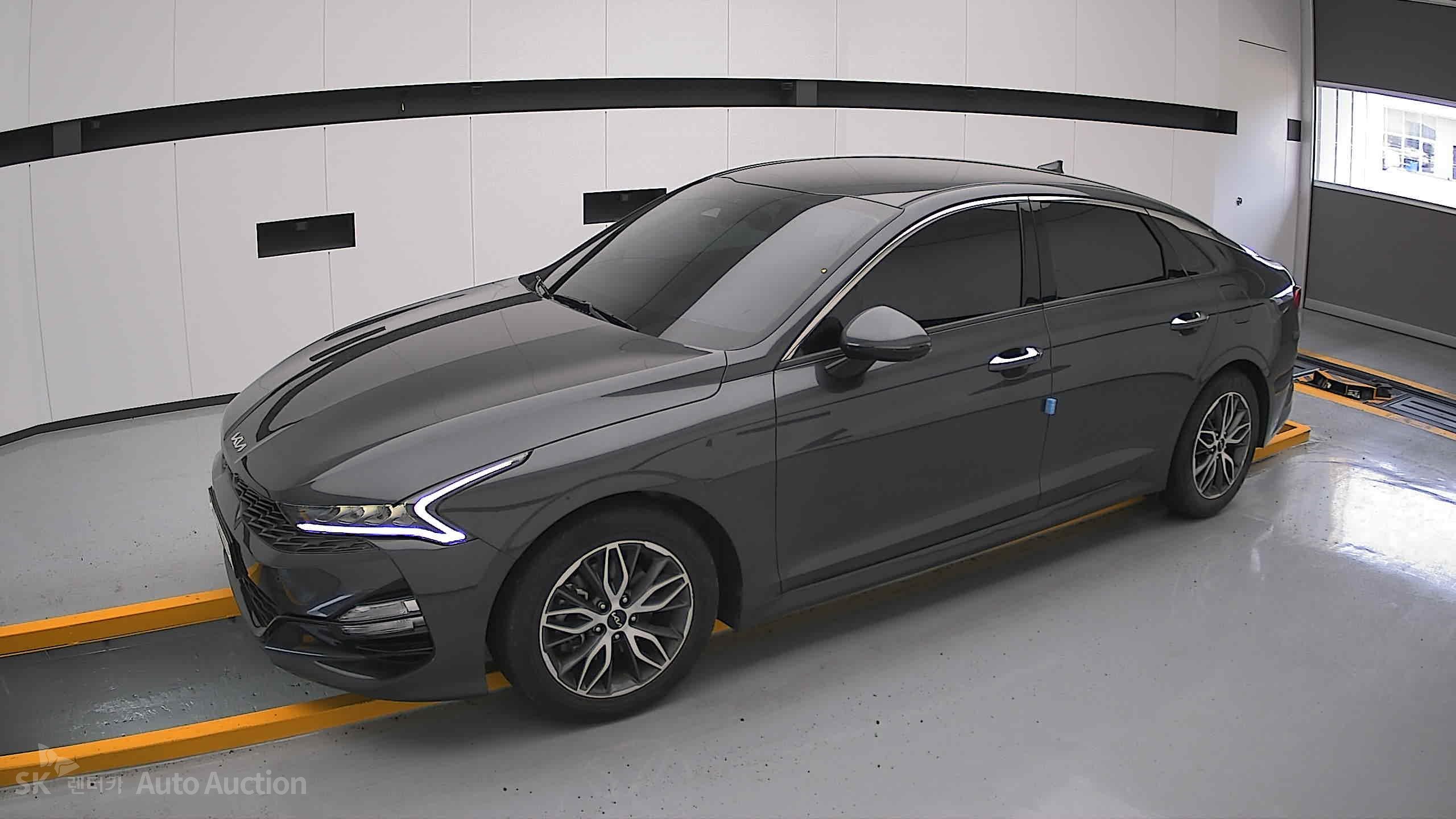 2023 - kia k5