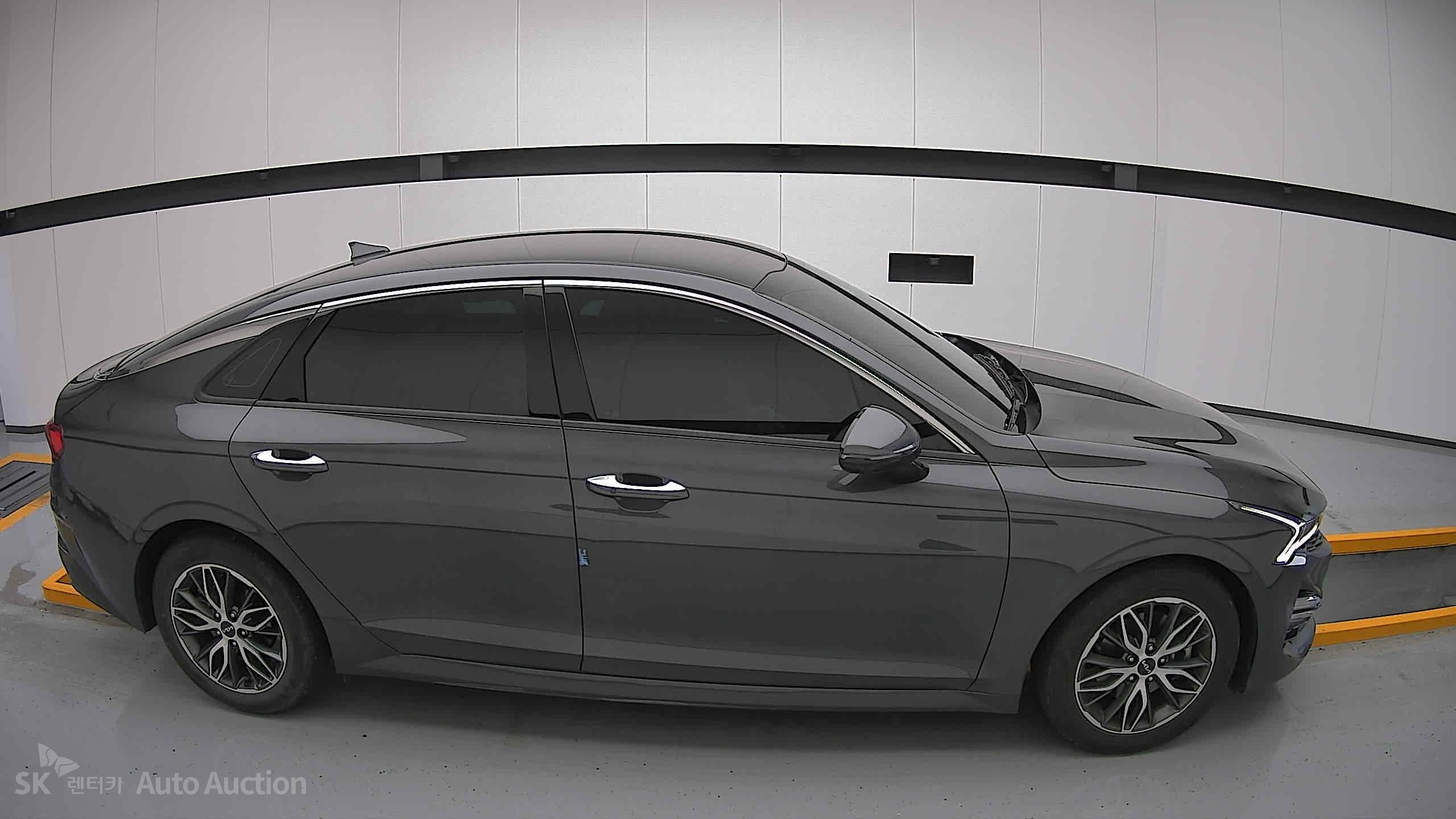 2023 - kia k5