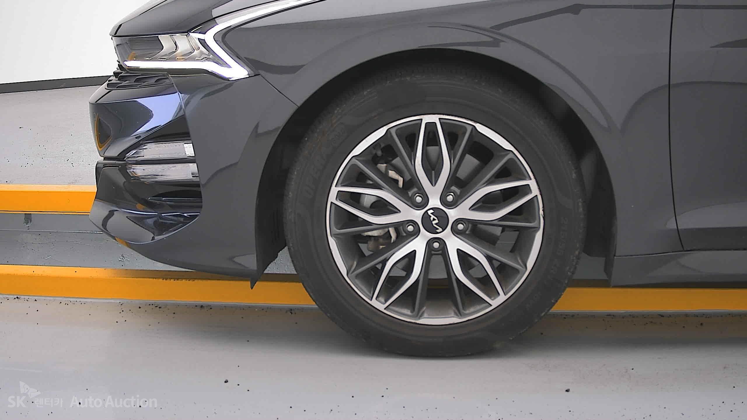 2023 - kia k5