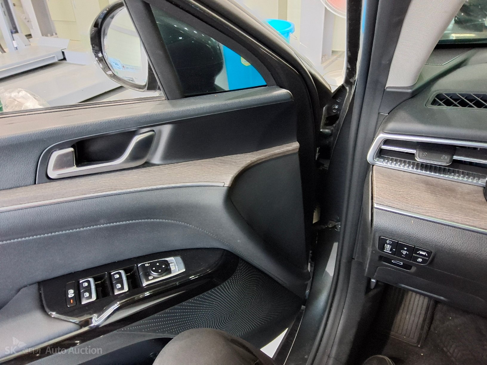 2023 - kia k5