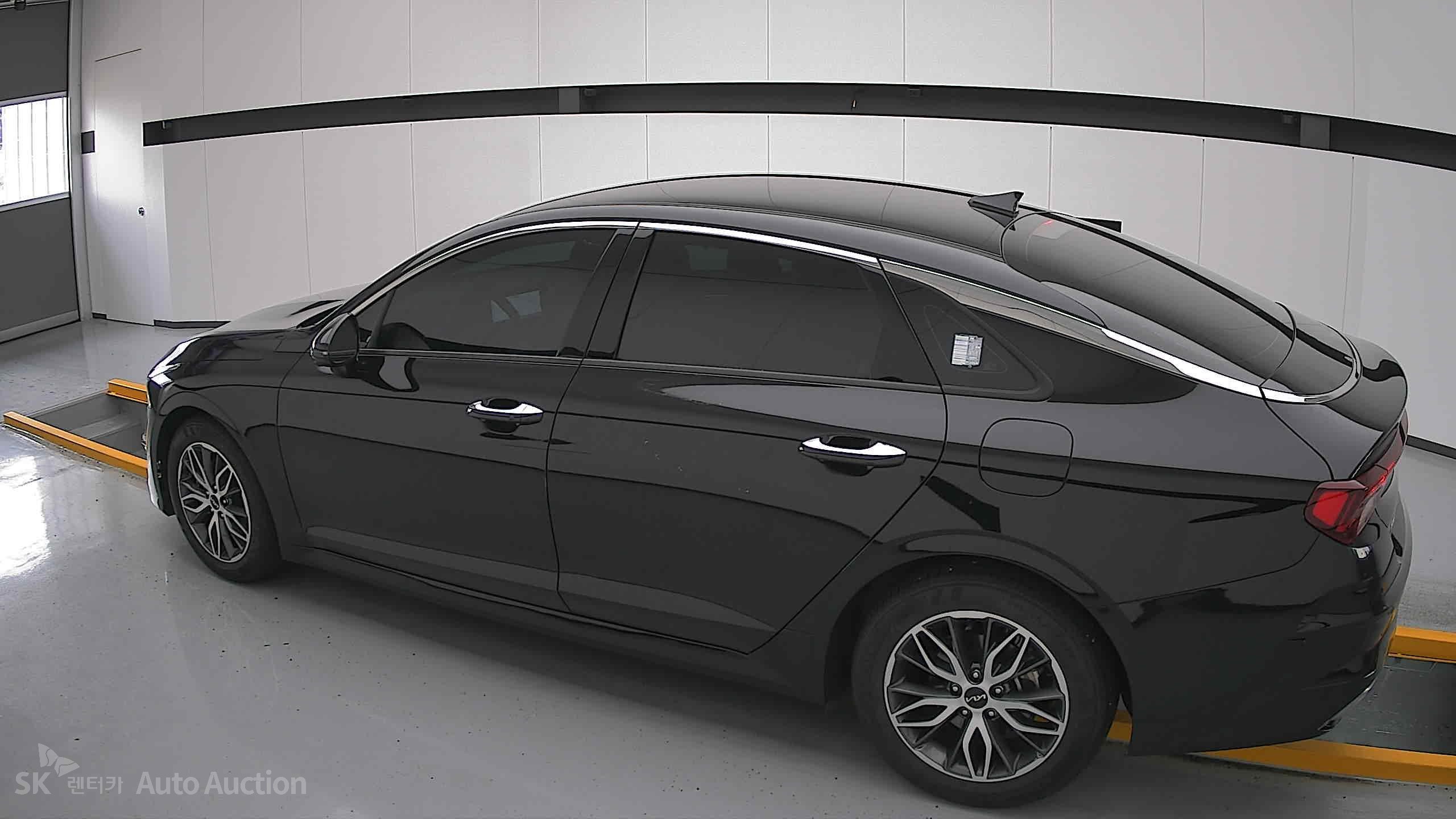 2023 - kia k5