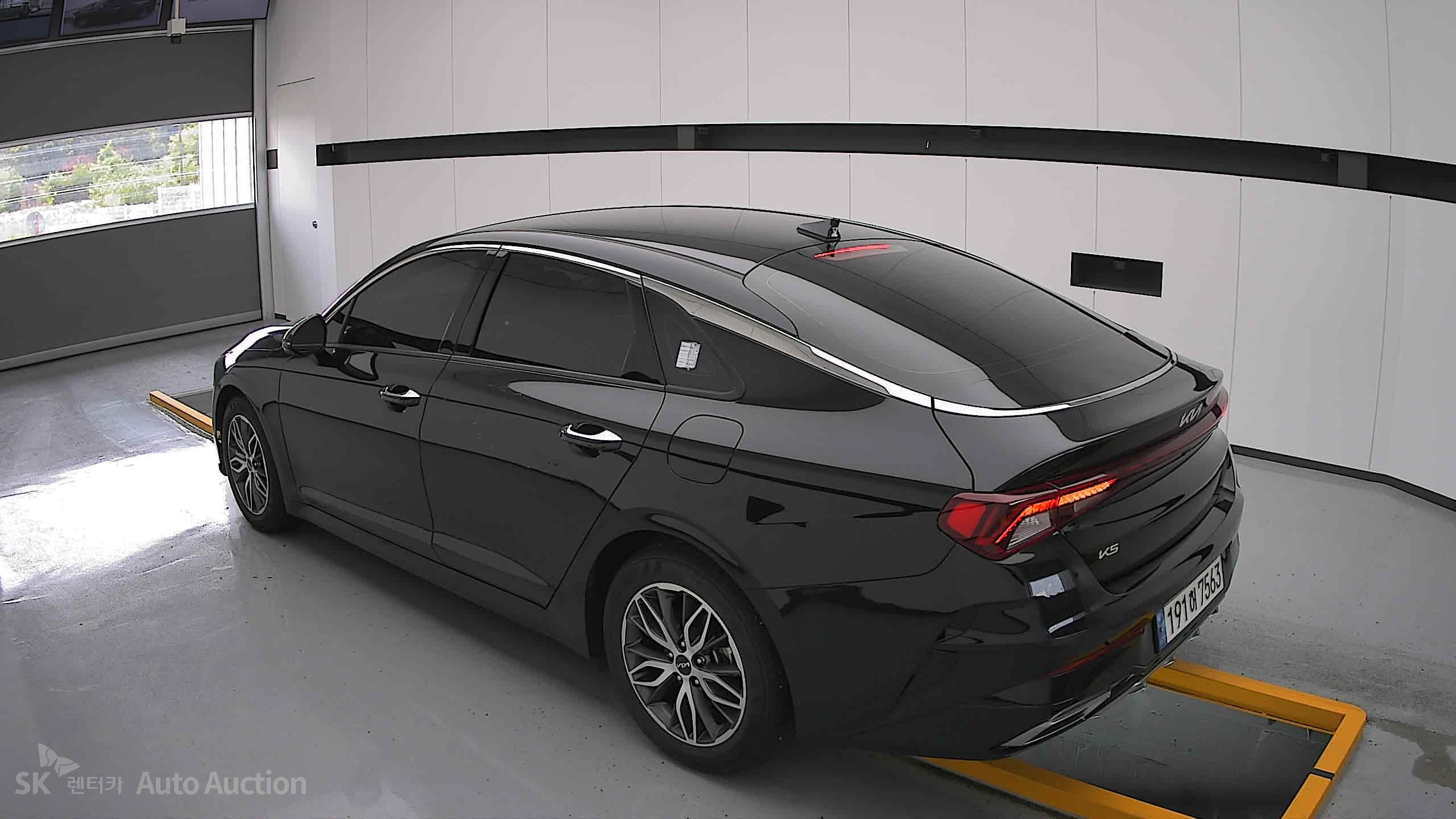 2023 - kia k5