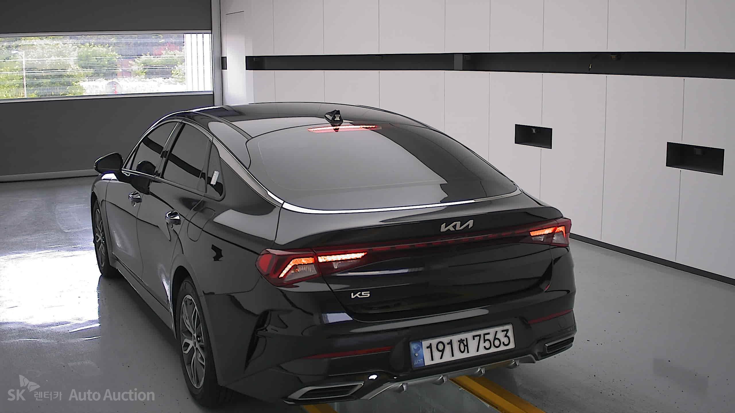 2023 - kia k5
