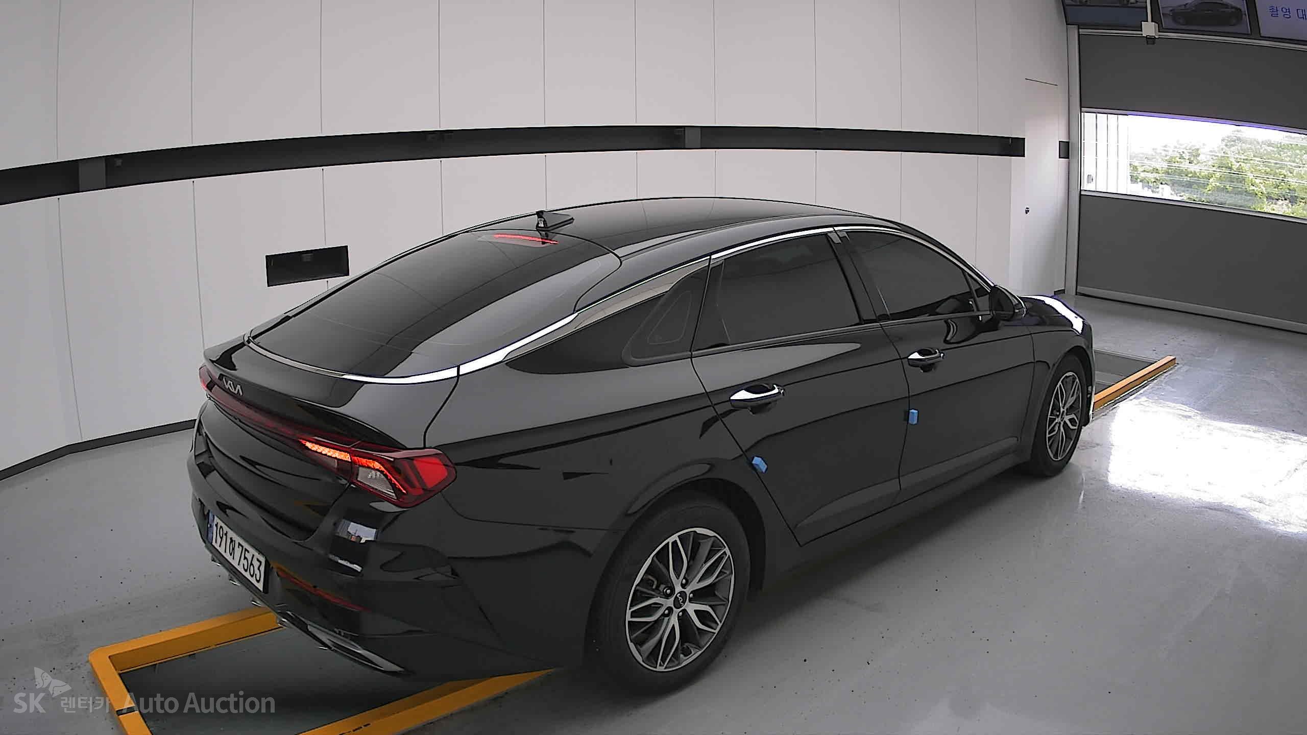 2023 - kia k5