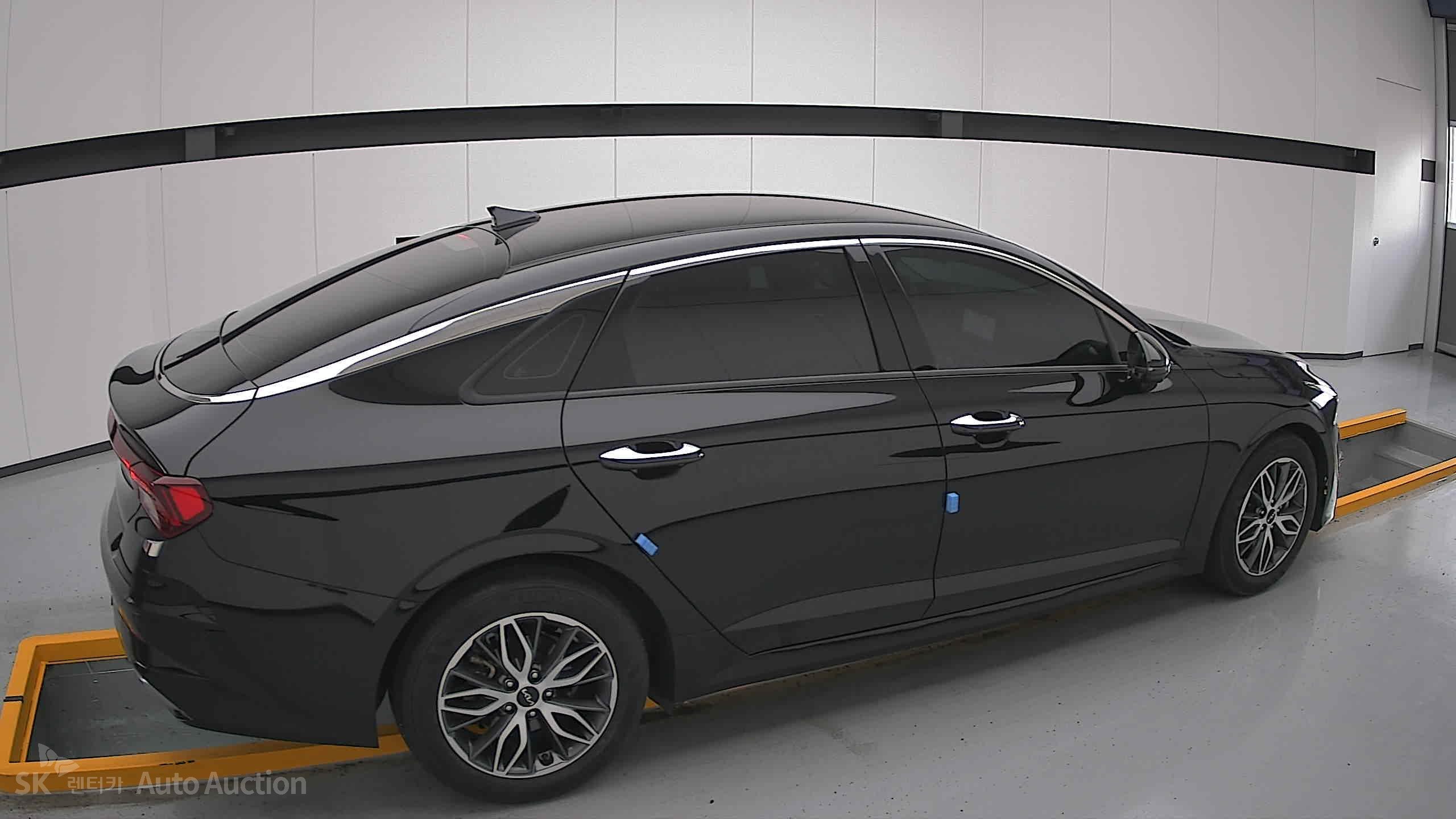 2023 - kia k5