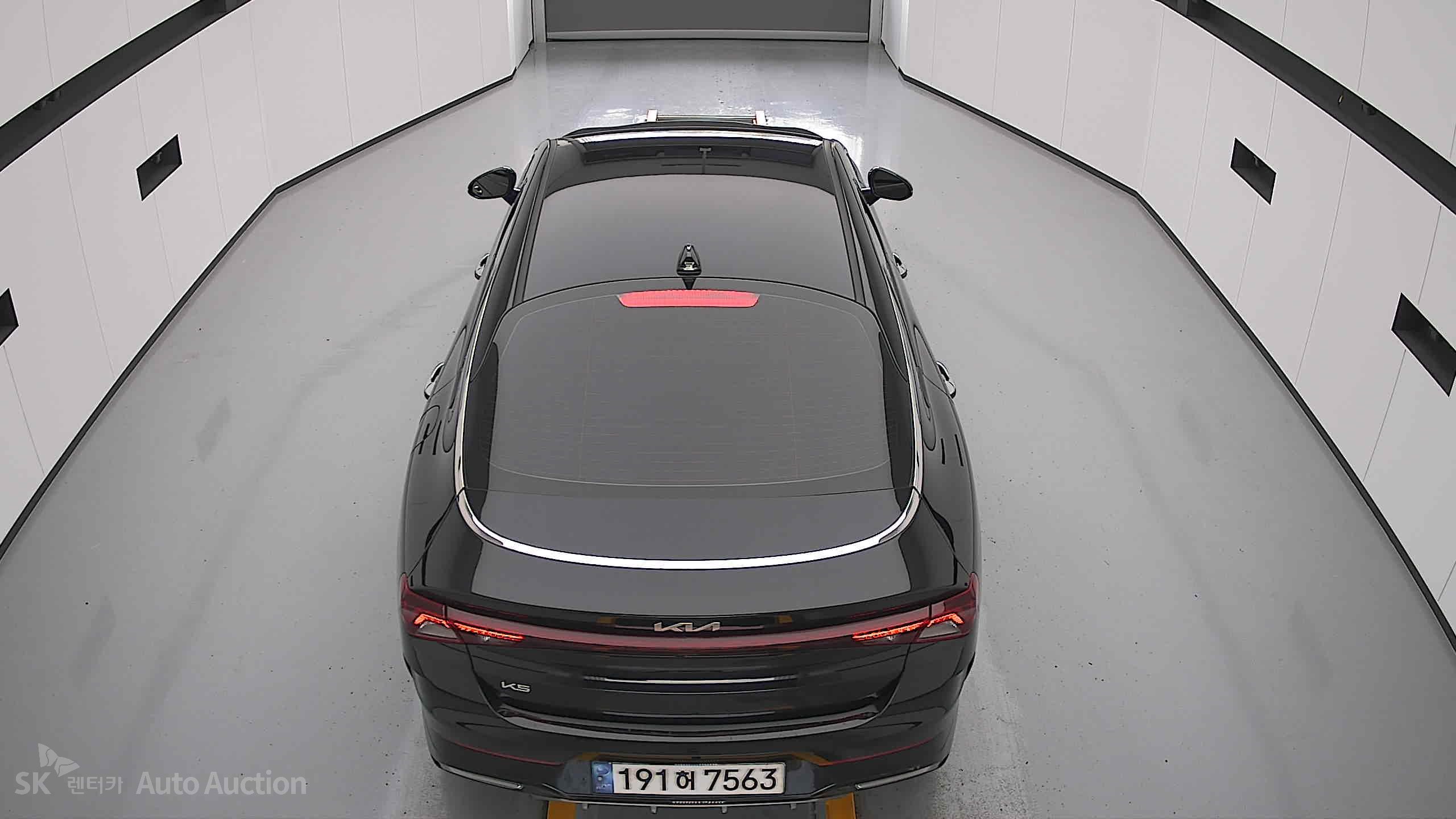2023 - kia k5