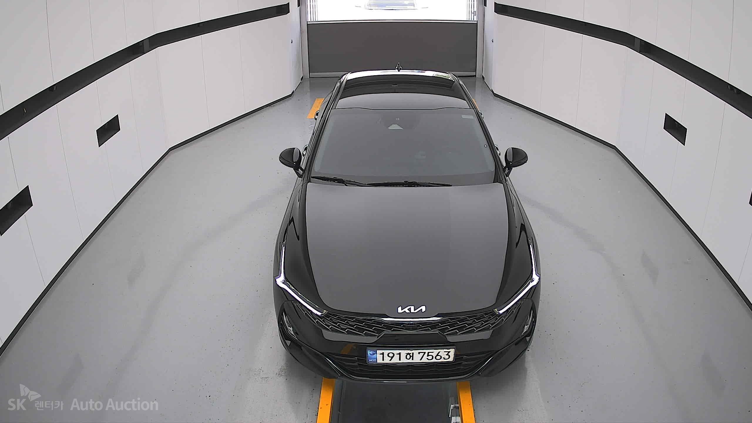 2023 - kia k5