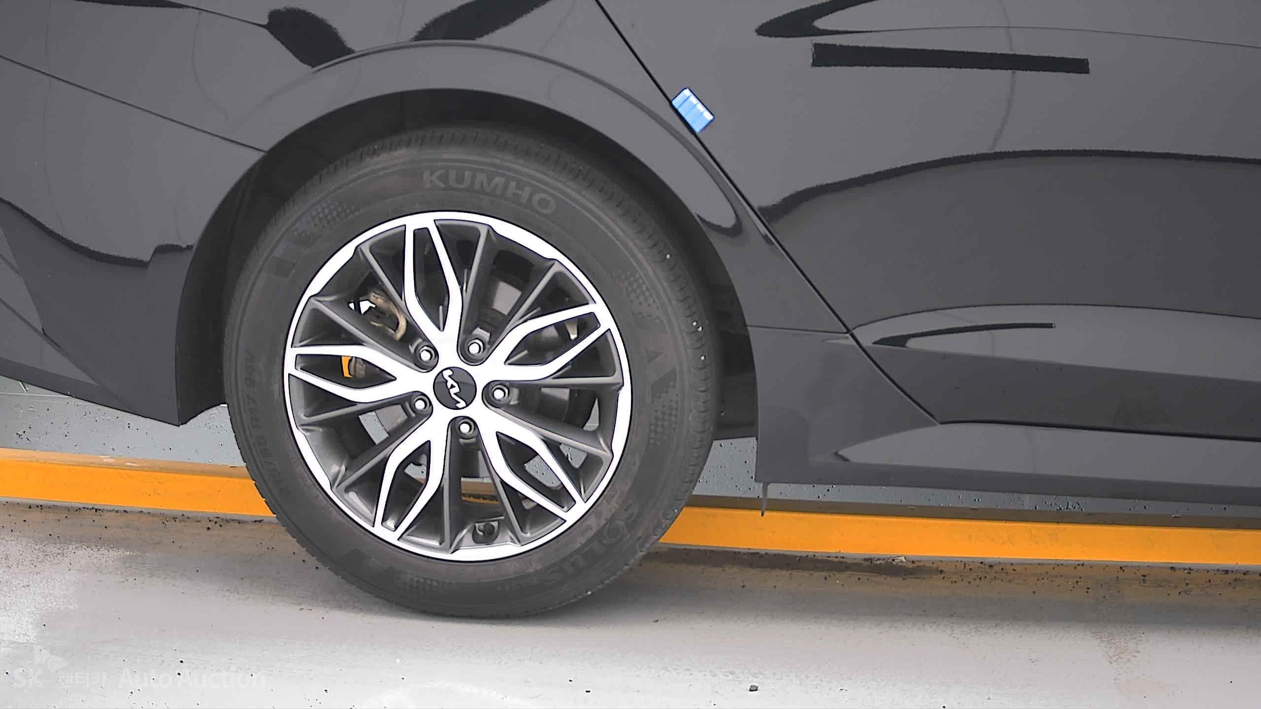 2023 - kia k5
