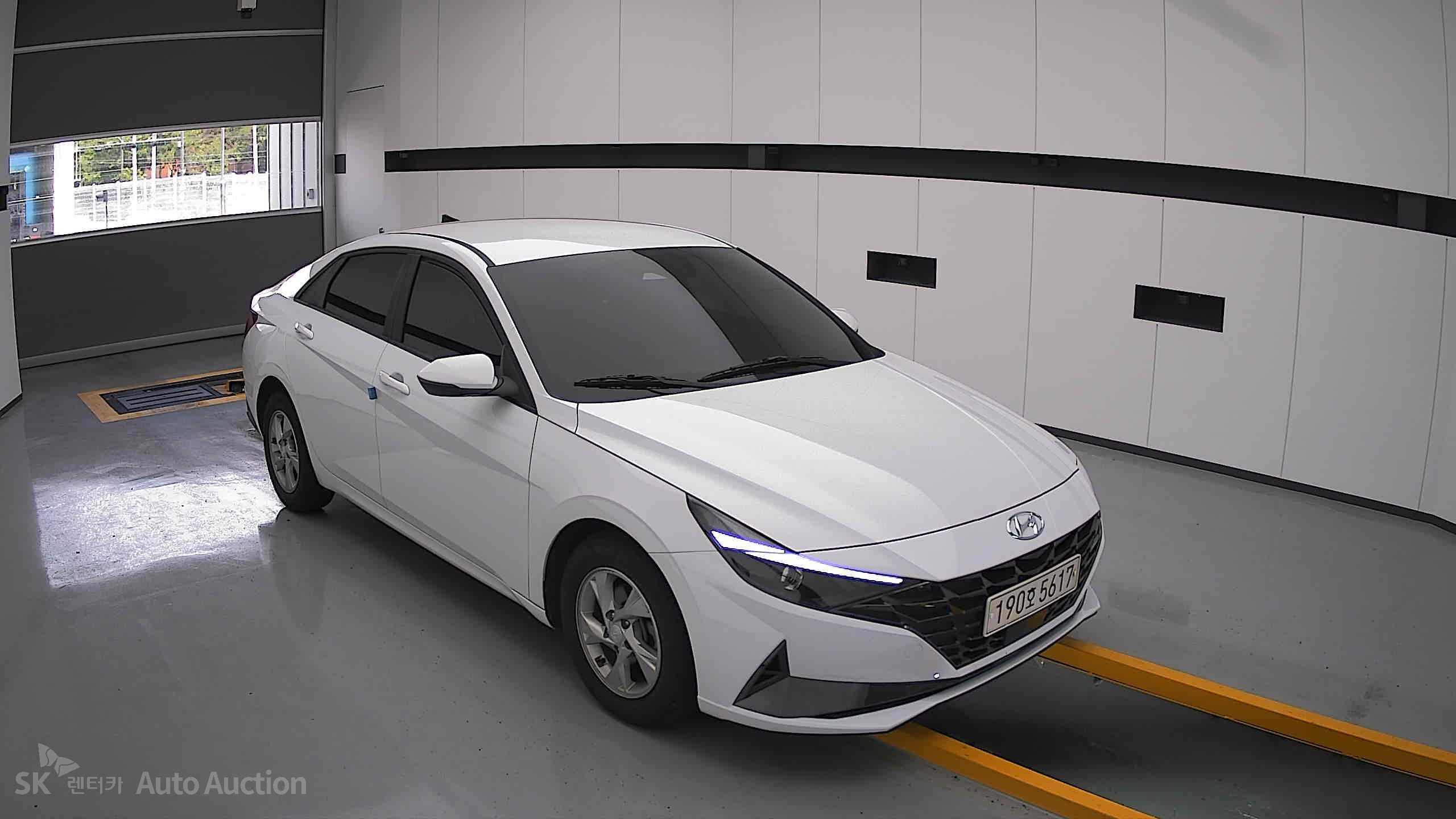 2023 - hyundai avante