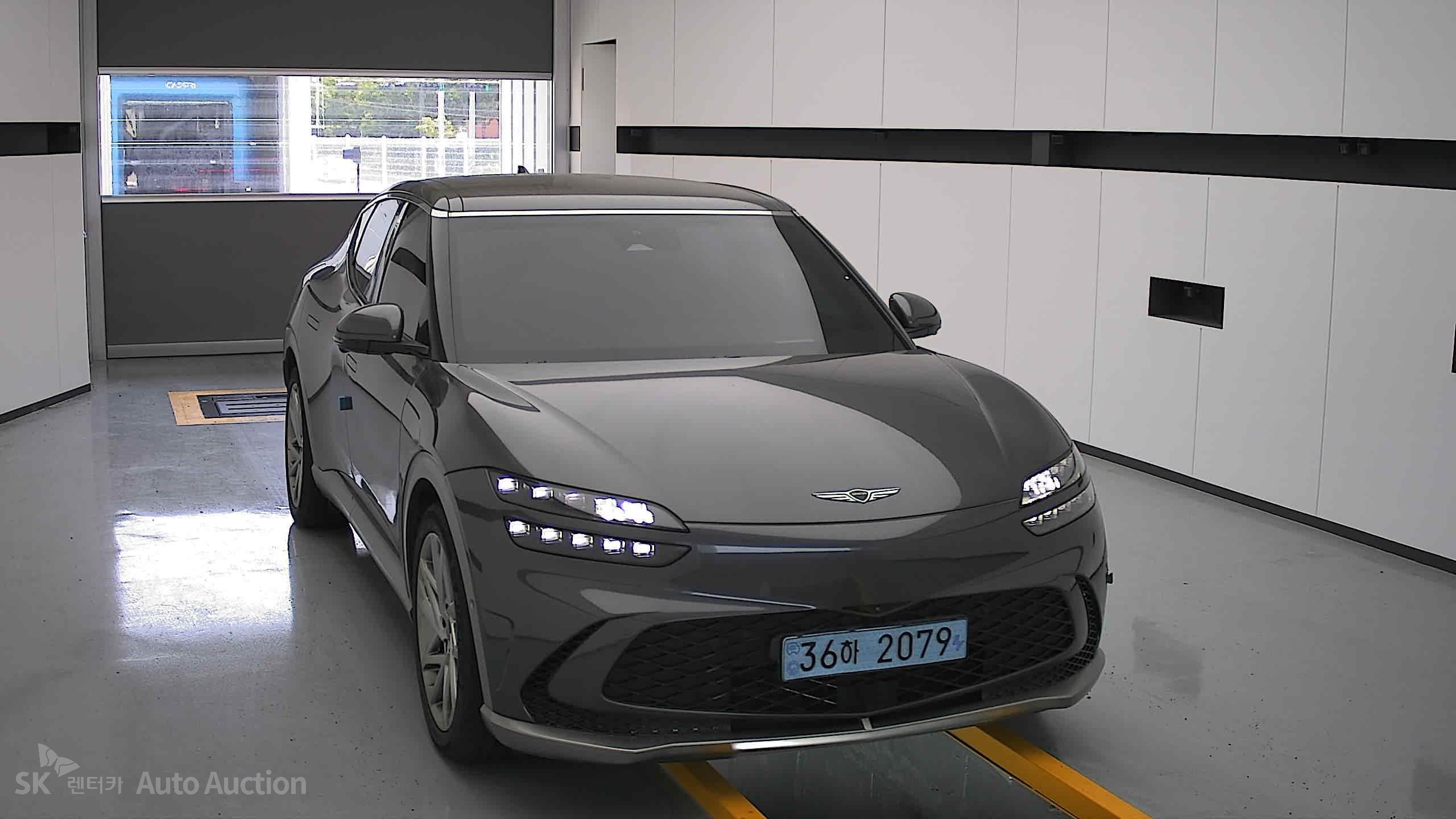 2022 - genesis gv60