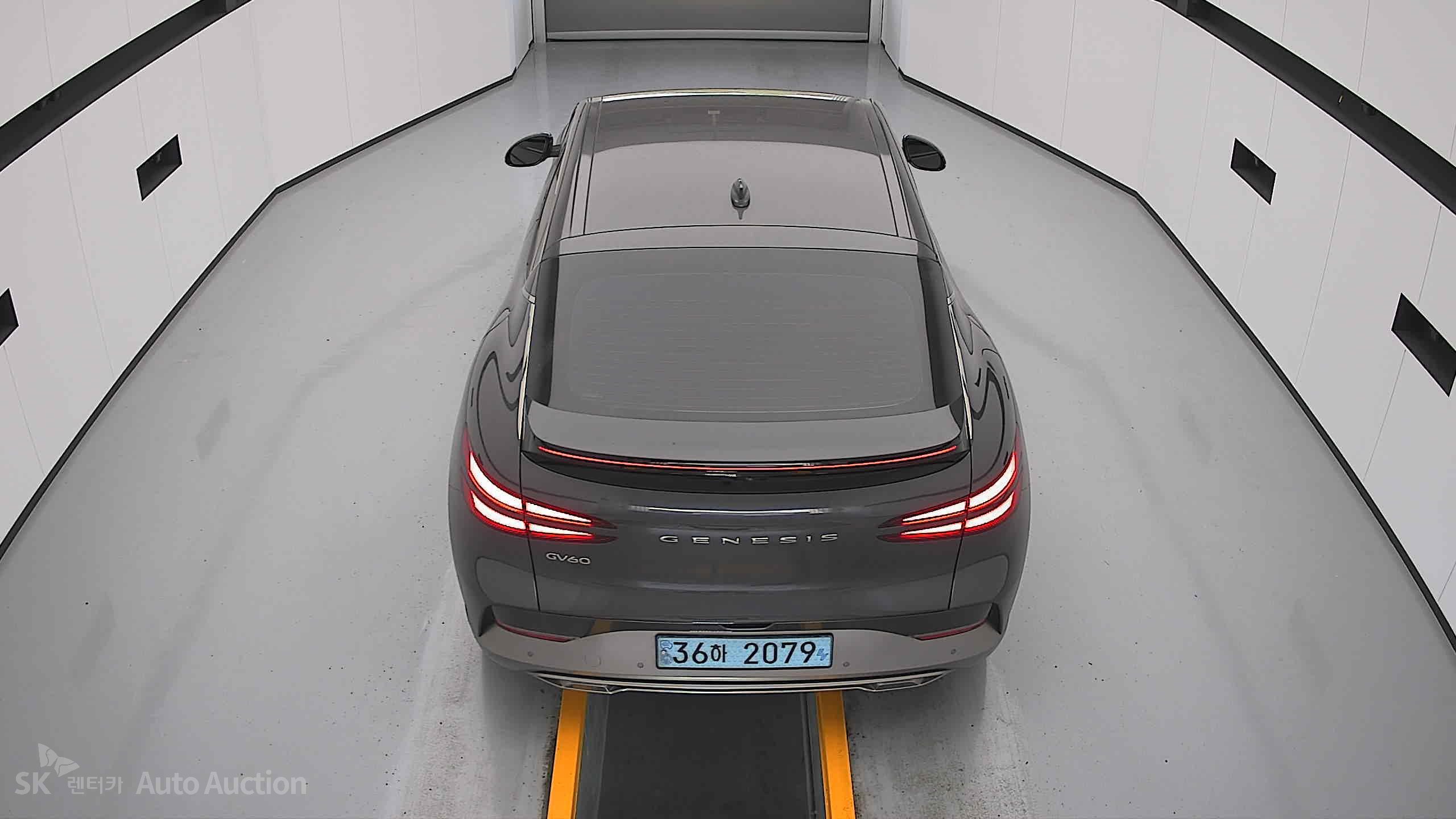 2022 - genesis gv60