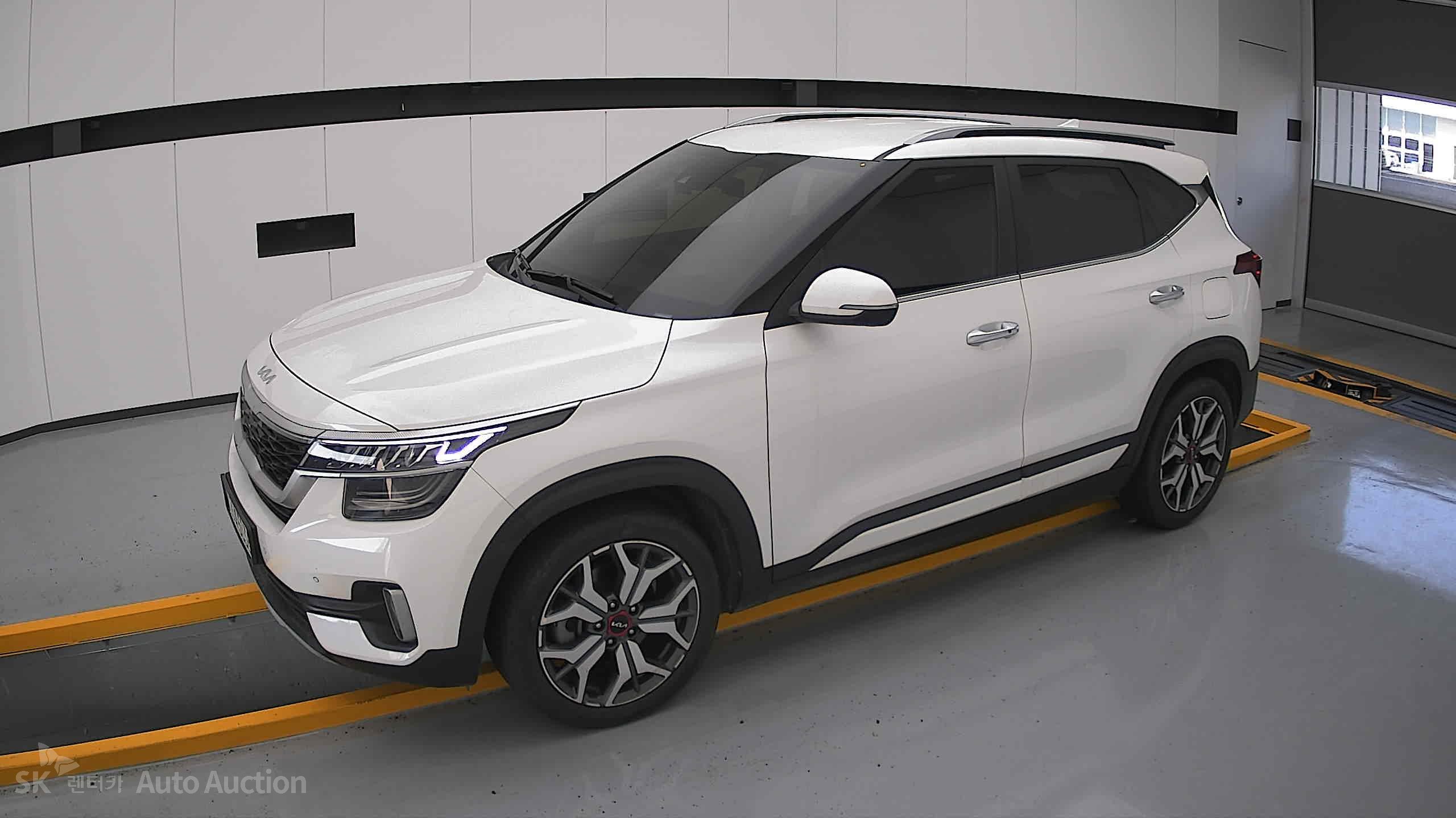 2023 - kia seltos