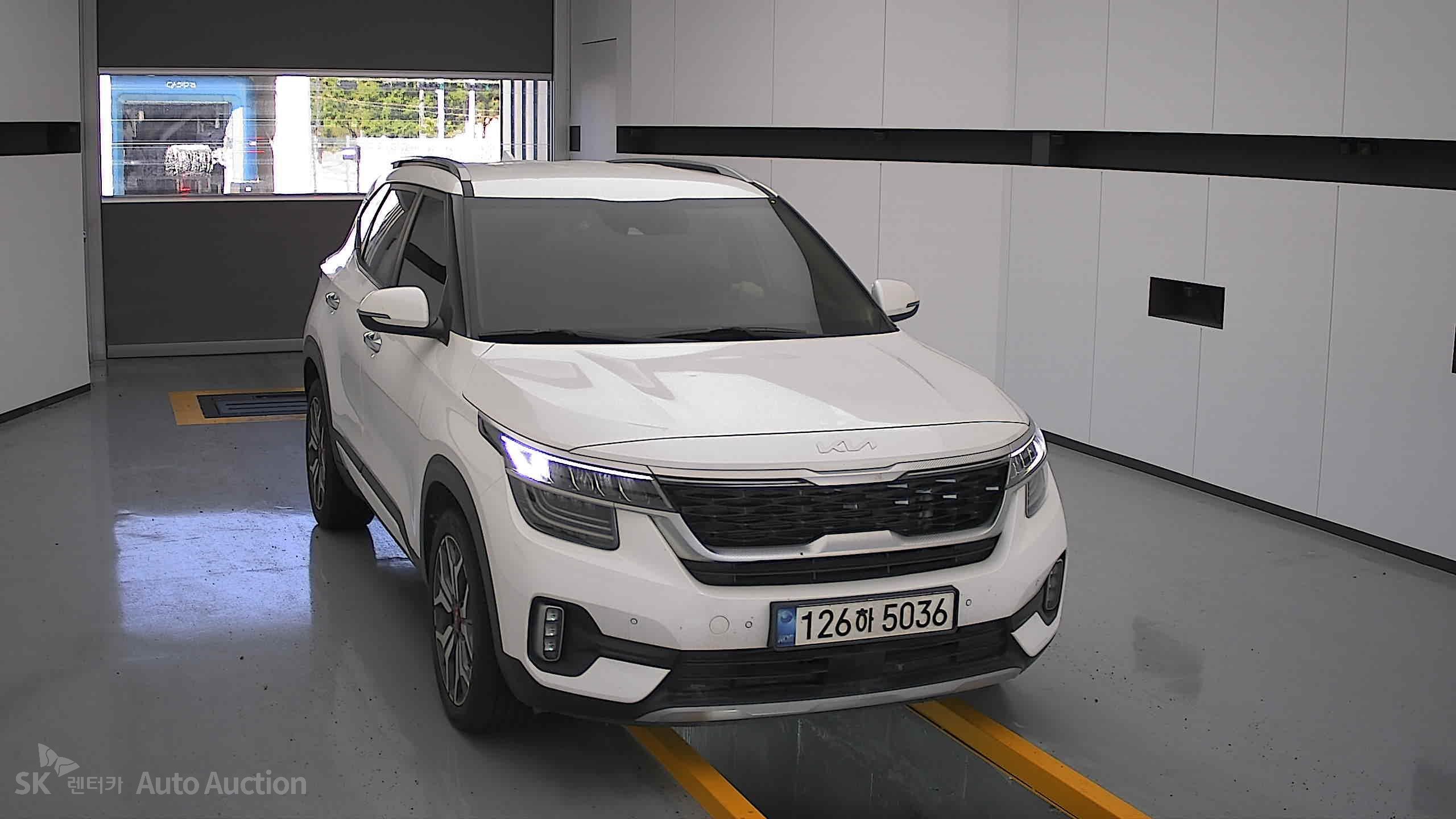 2023 - kia seltos