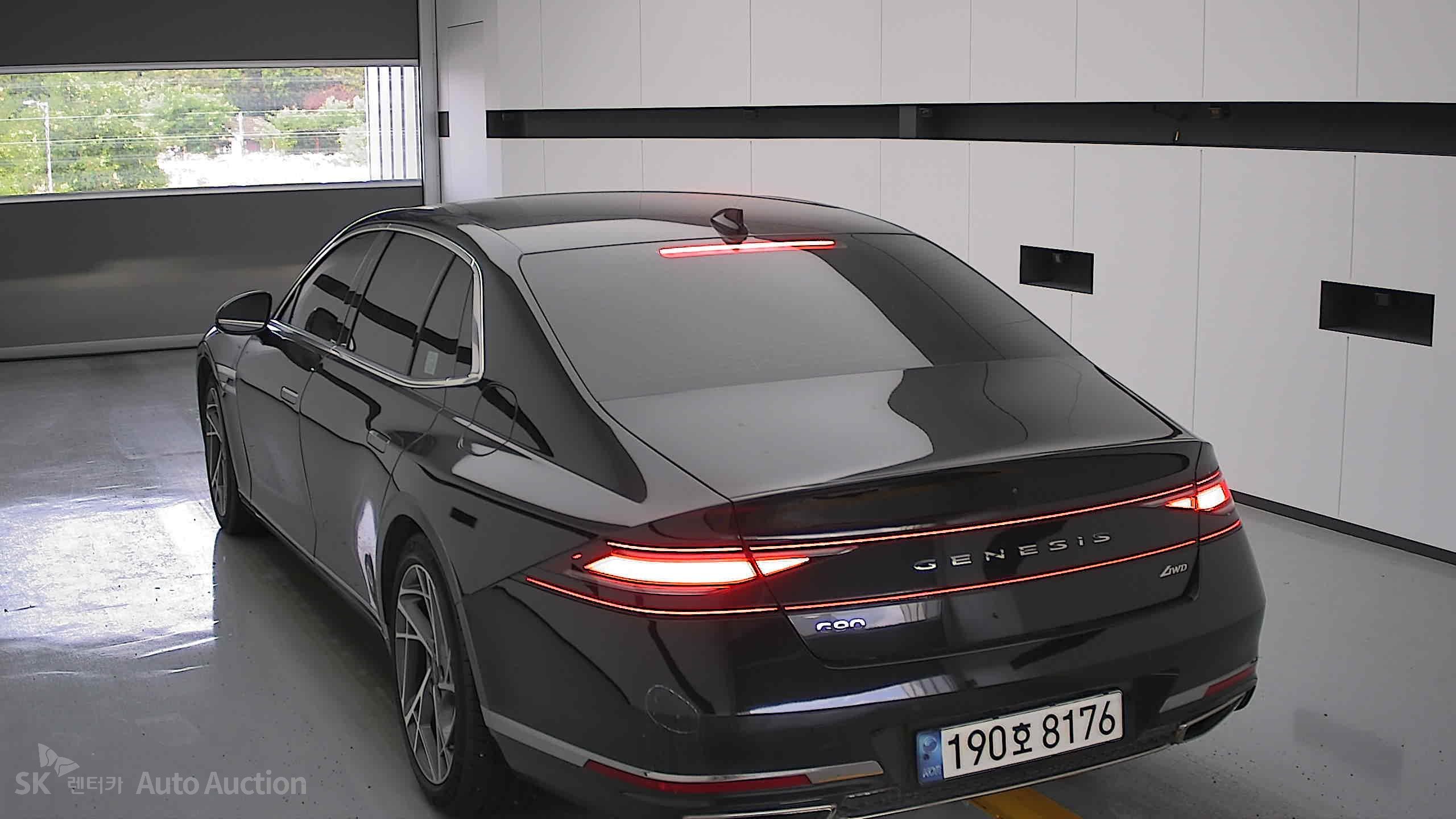 2022 - genesis g90