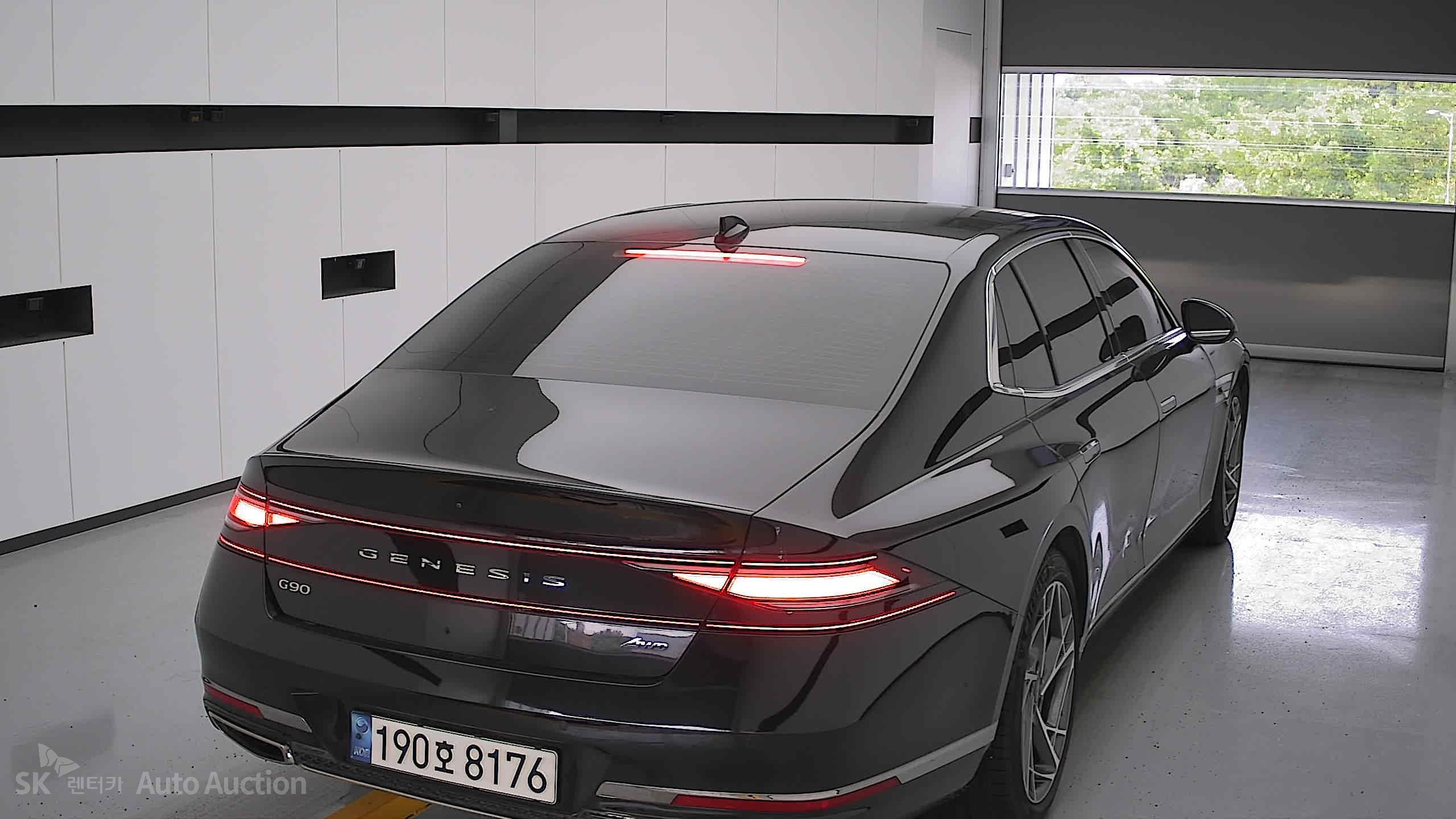 2022 - genesis g90