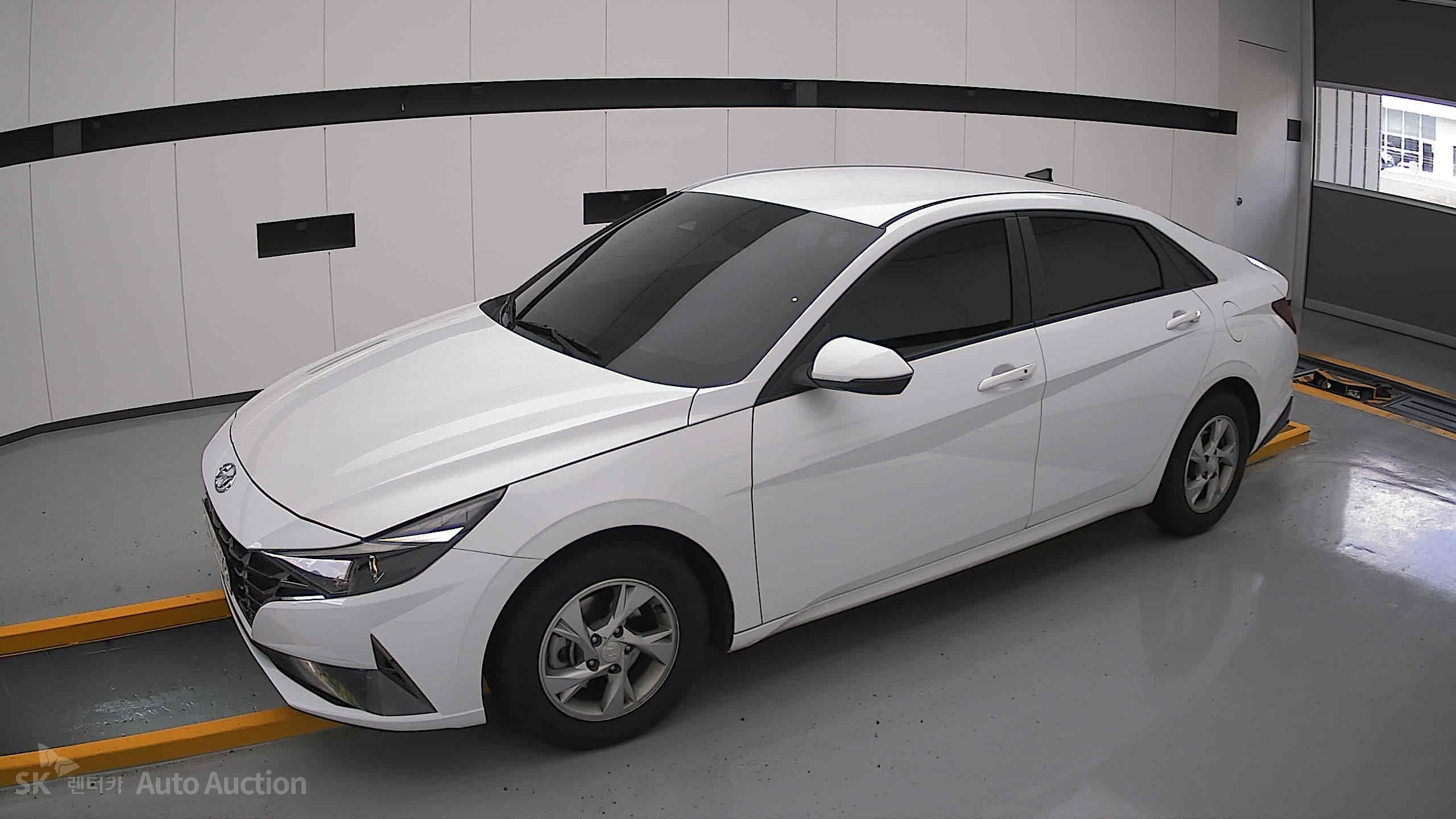 2021 - hyundai avante