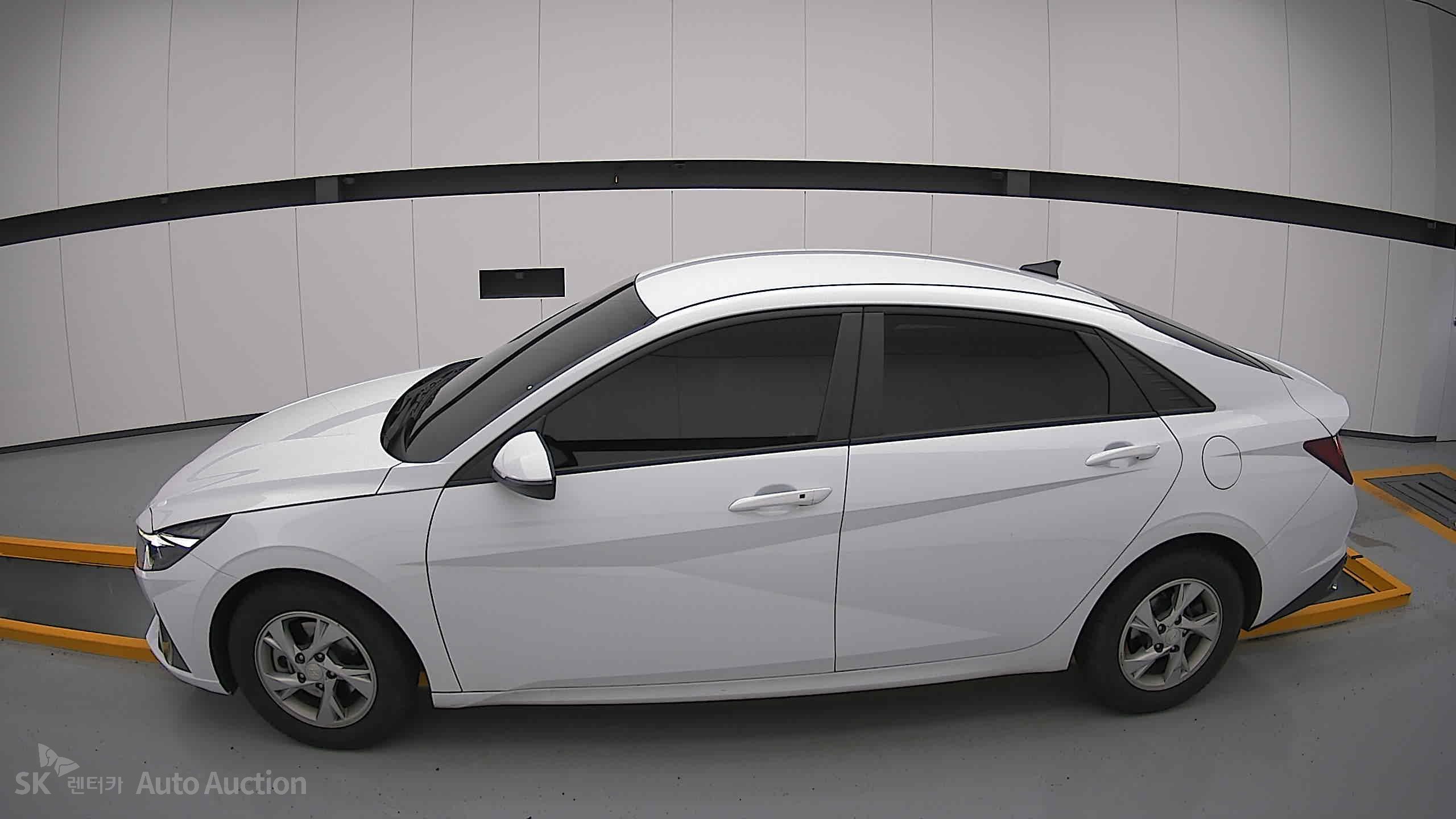 2021 - hyundai avante