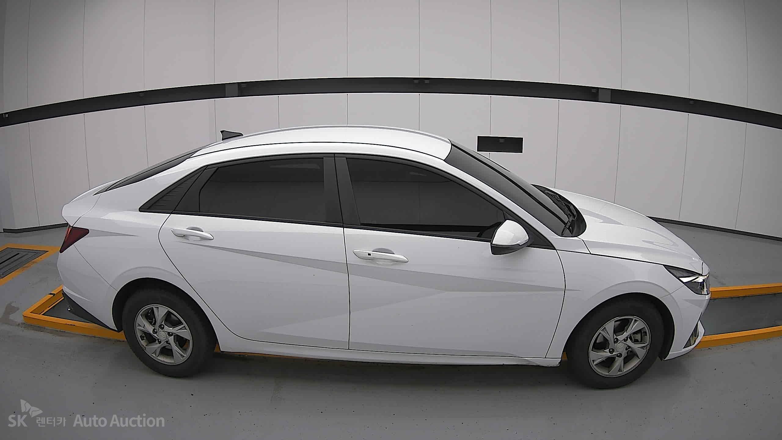 2021 - hyundai avante