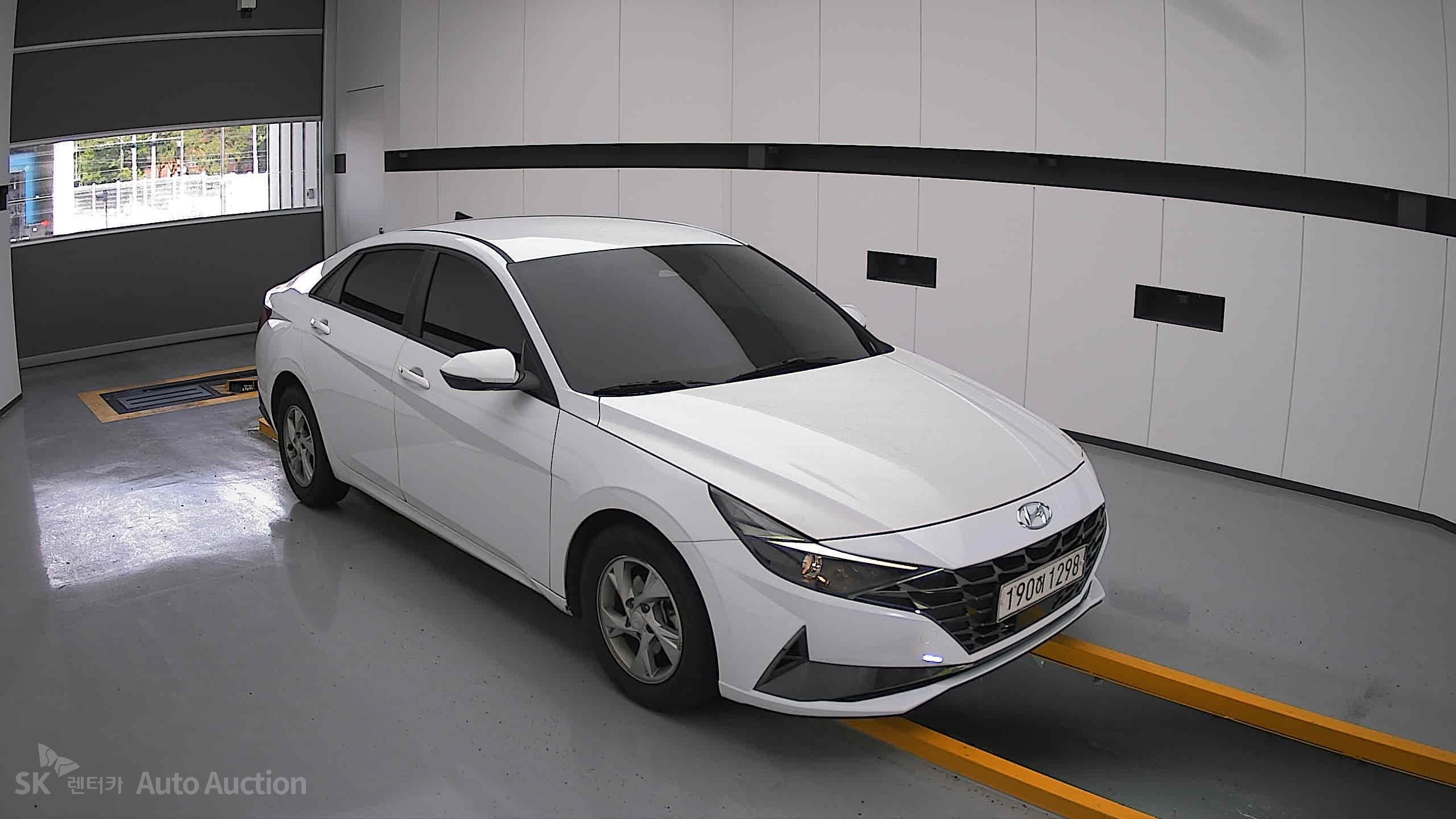 2021 - hyundai avante