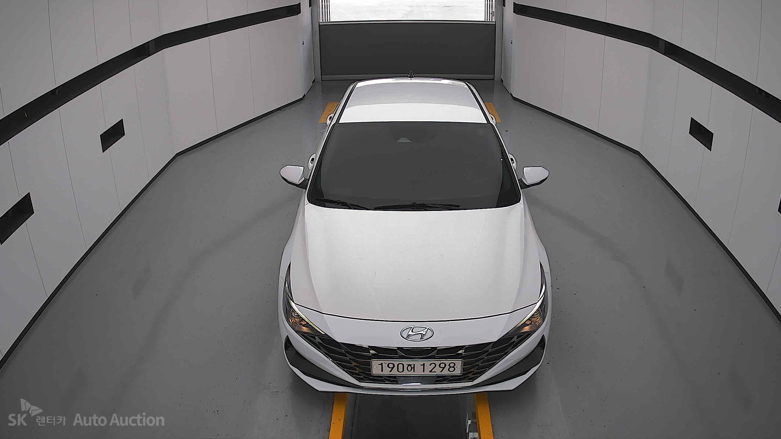 2021 - hyundai avante