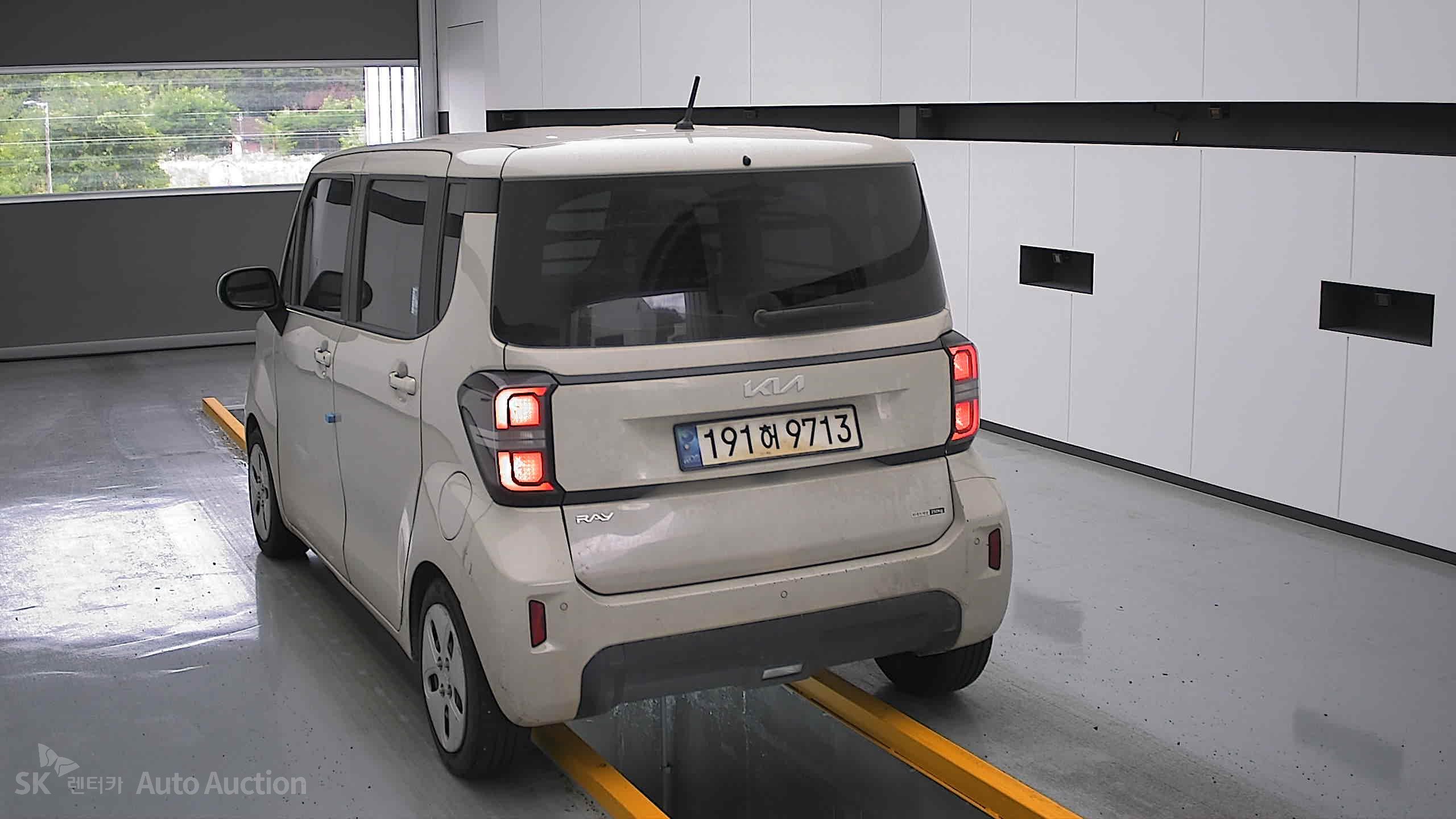 2023 - kia ray