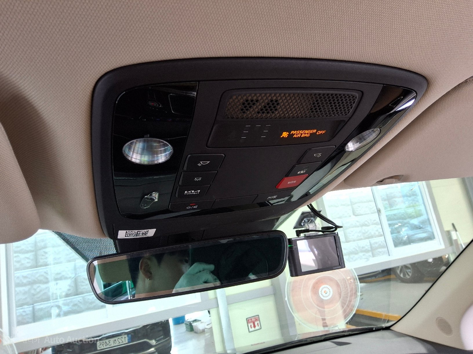 2023 - kia carnival